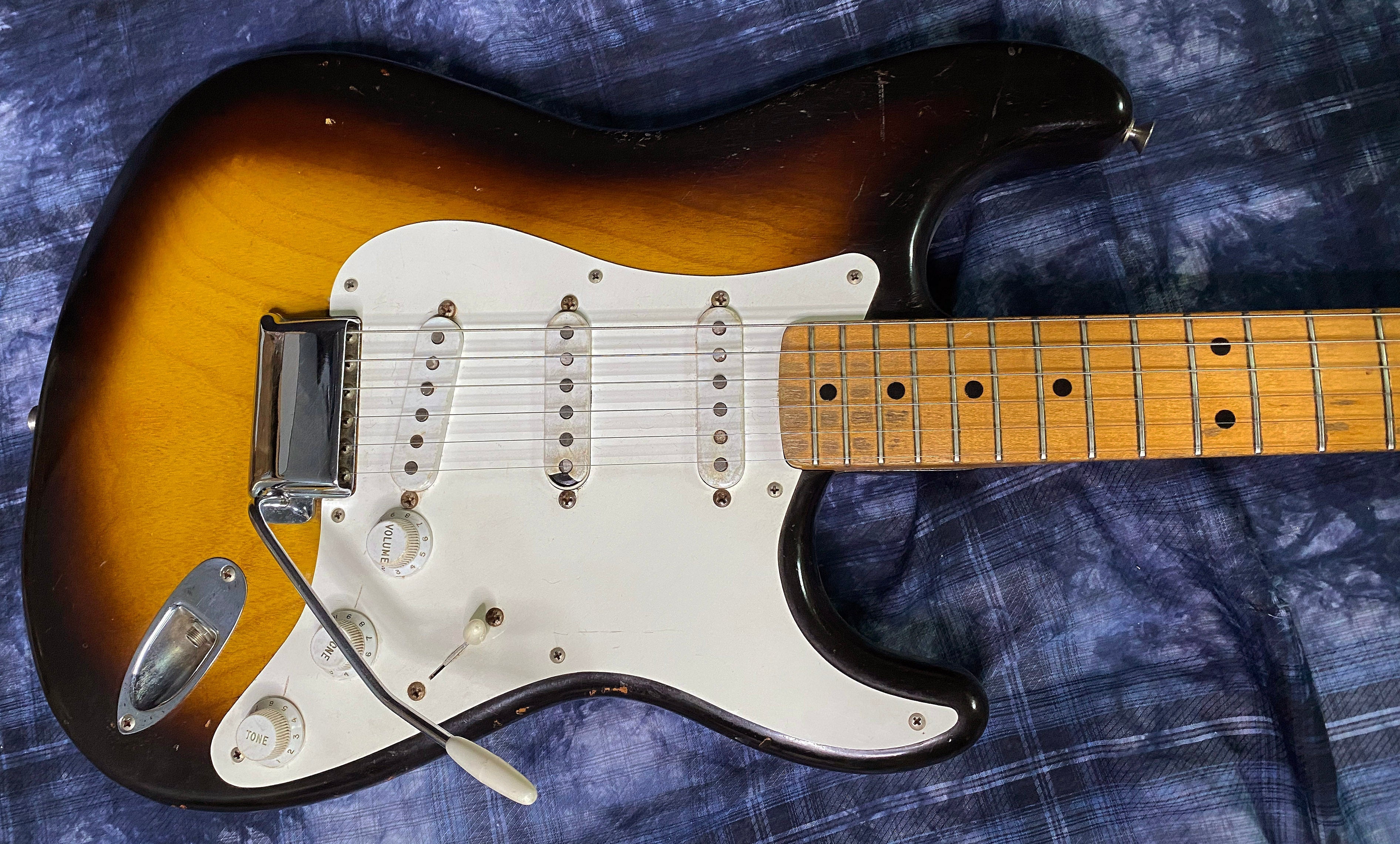 1955 Fender Stratocaster - All Original! Weighs in at only 7.2lbs!