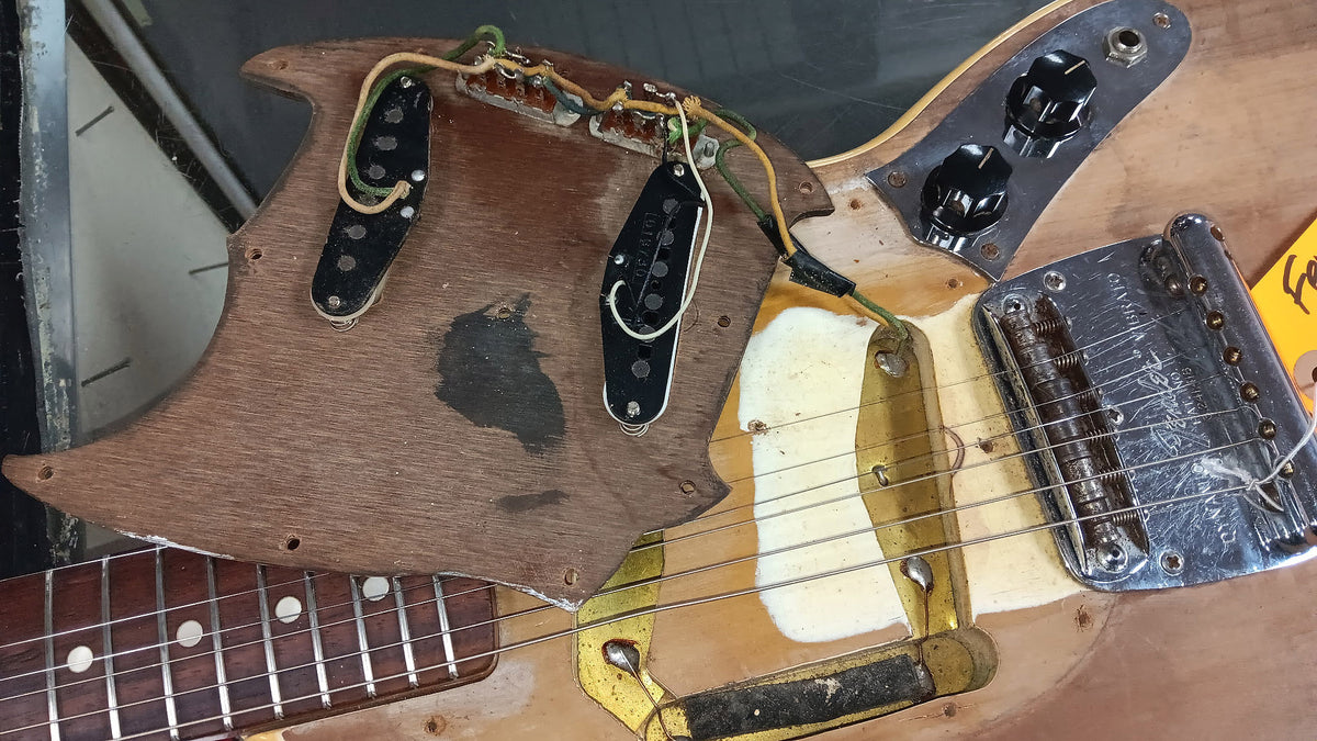 1966 Fender Mustang - Heavily Modded - Original Hardshell Case - Olympic White - Sanded Top & Back - COOL Vintage Guitar!