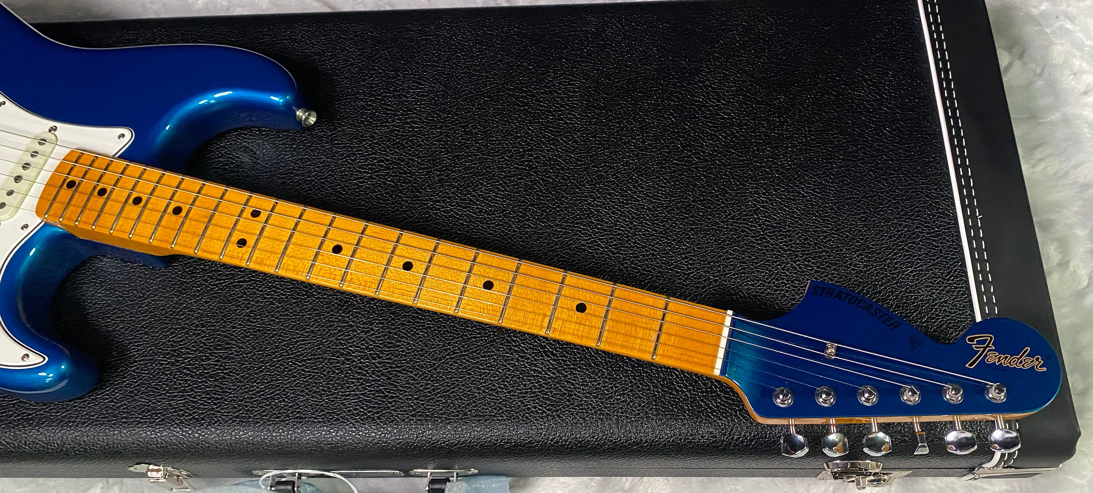 NEW! Fender Custom Shop Special Run '69 Stratocaster NOS Gloss Finish - Handwound P/U's - Aquamarine Metallic - Reverse Matching Headstock - 8.2 lbs - Authorized Dealer - SUPER RARE! G07473