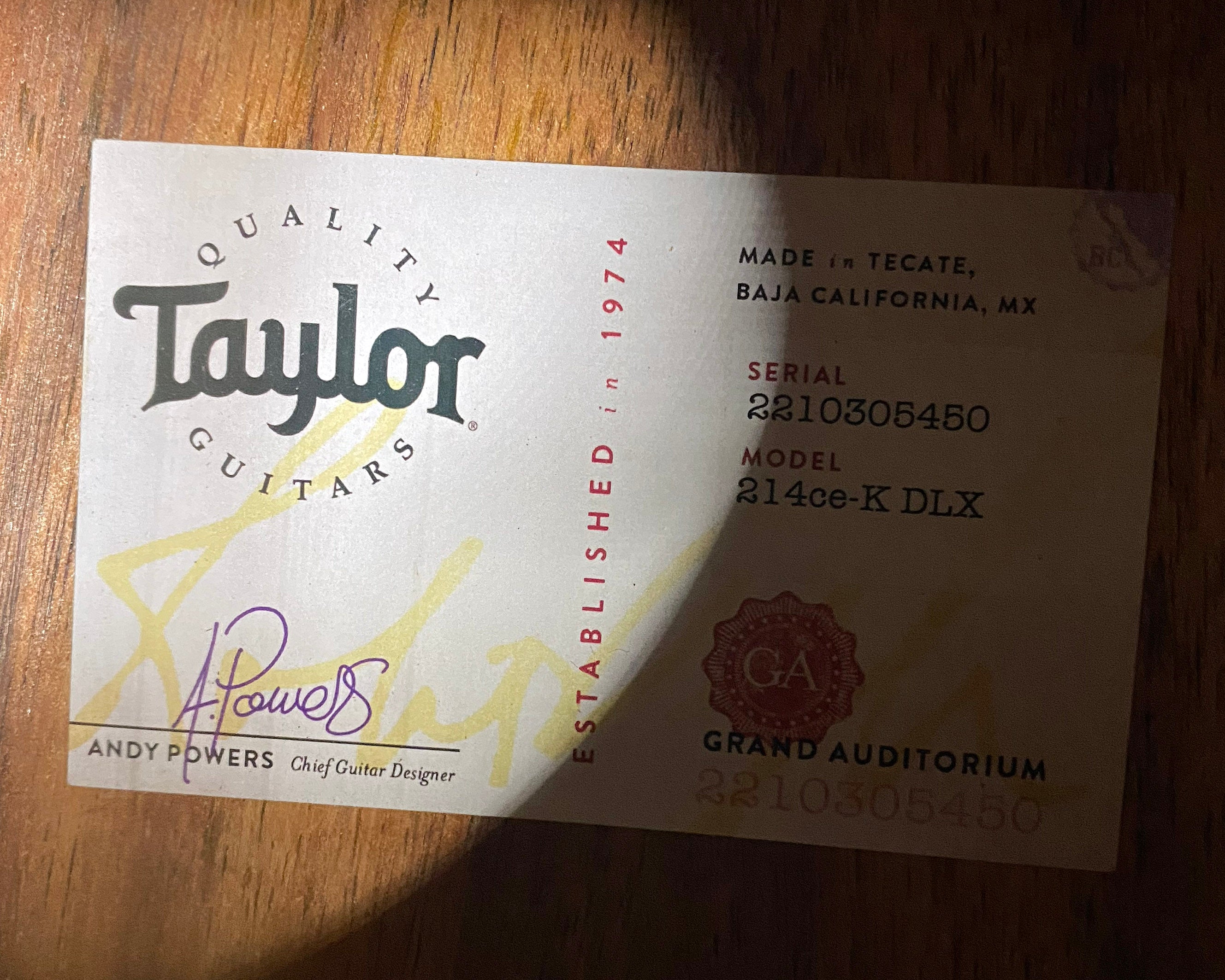 Taylor 214ce-K DLX Koa Grand Auditorium Acoustic-Electric Guitar Natural Finish - 4.8lbs - Authorized Dealer - G06047