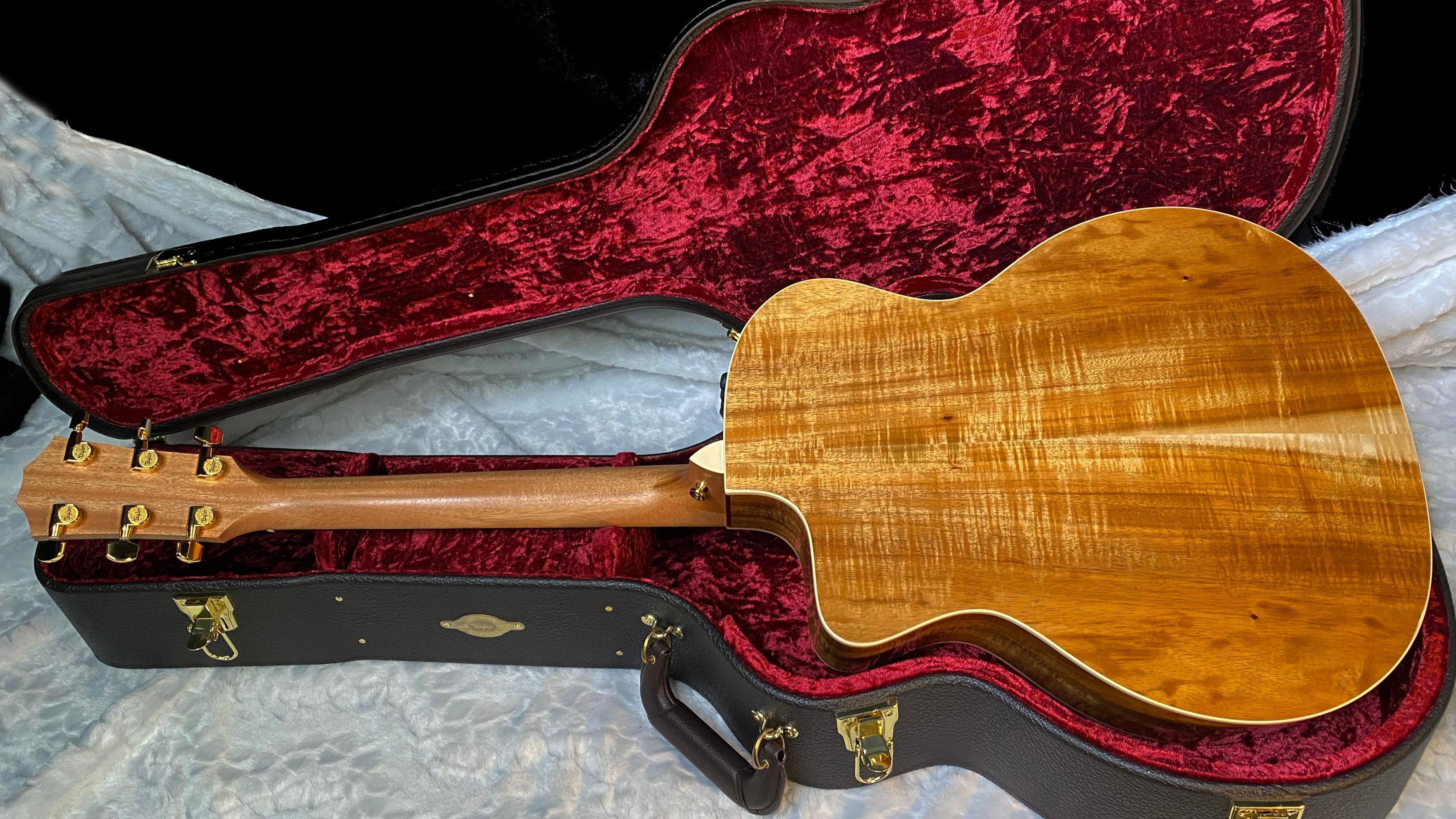 Taylor 214ce-K DLX Koa Grand Auditorium Acoustic-Electric Guitar Natural Finish - 4.8lbs - Authorized Dealer - G06047