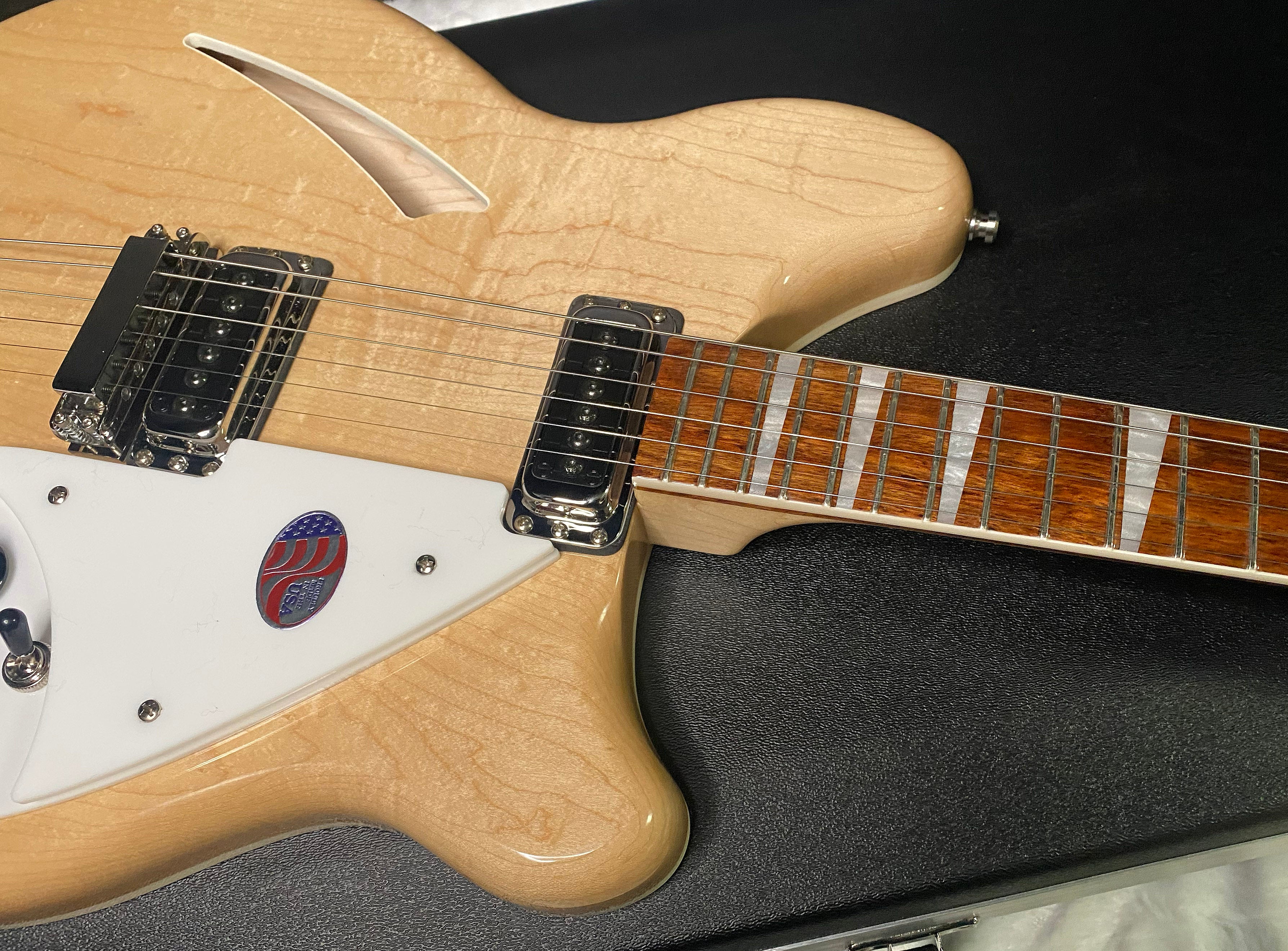 NEW! Rickenbacker 360 Maple Glo MG - Authorized Dealer - Only 7.6 lbs - G07498