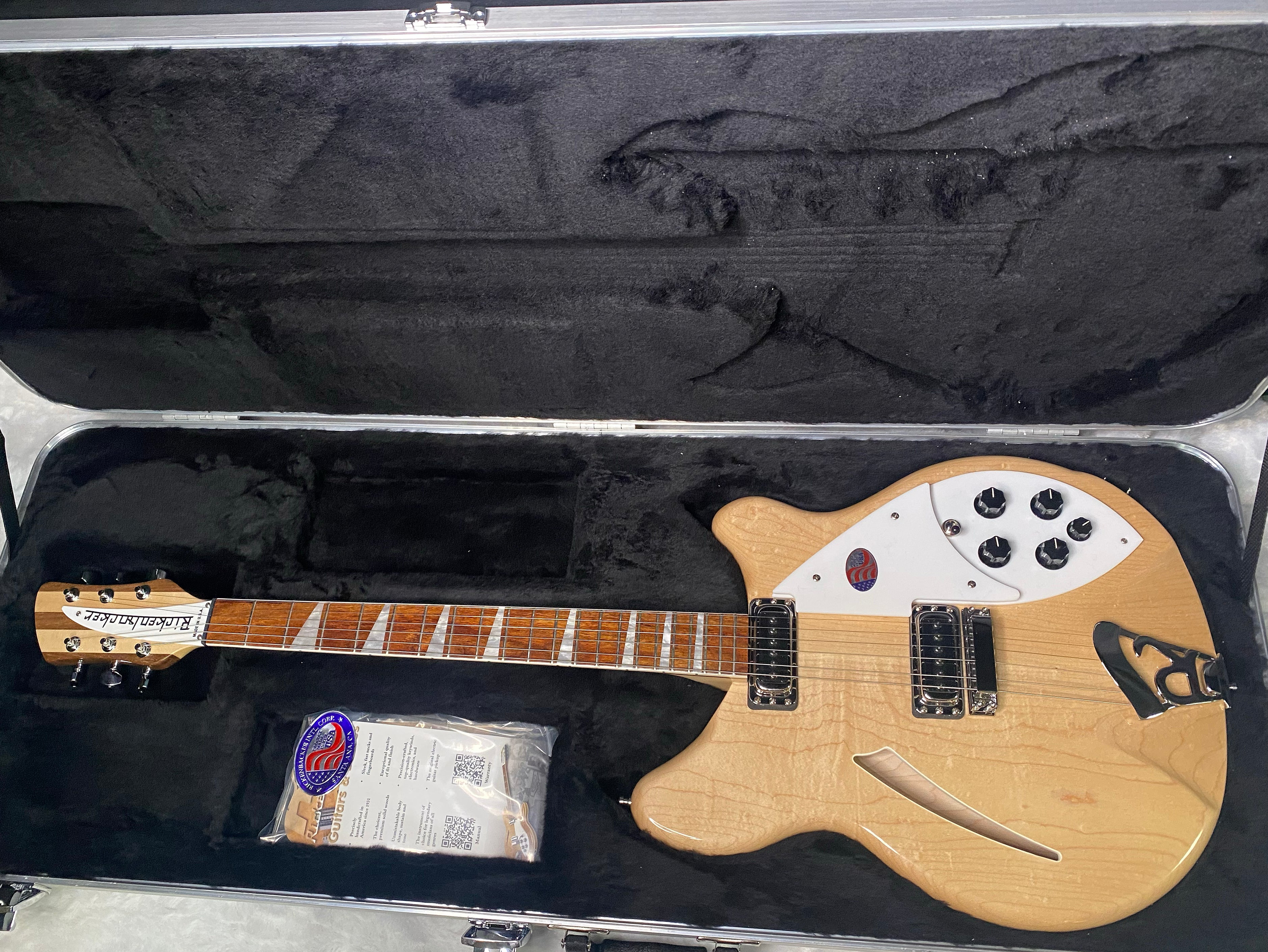 NEW! Rickenbacker 360 Maple Glo MG - Authorized Dealer - Only 7.6 lbs - G07498