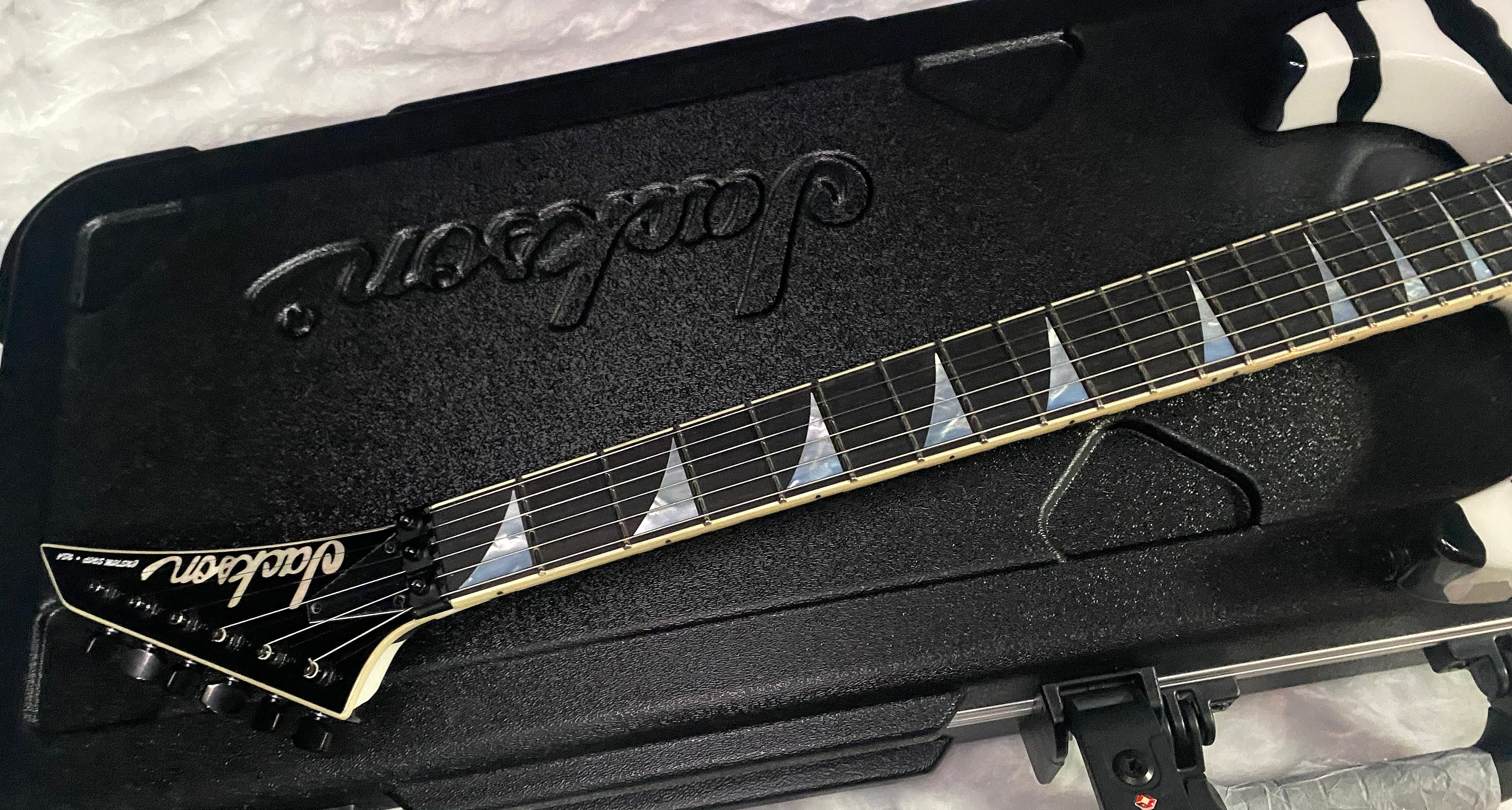 NEW ! Jackson Custom Shop SL2 Soloist Floyd Rose - Super RARE White Bengal Tiger Finish - Authorized Dealer - 8.2lbs - G07497
