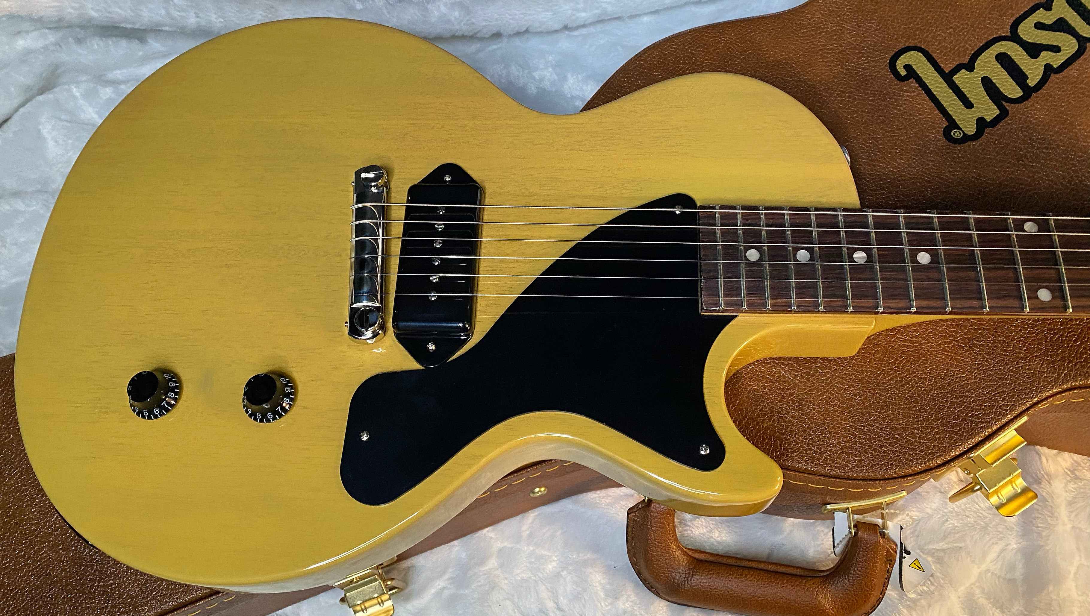 NEW! Gibson Les Paul Junior - TV Yellow - Authorized Dealer - 6.85 lbs - G06017