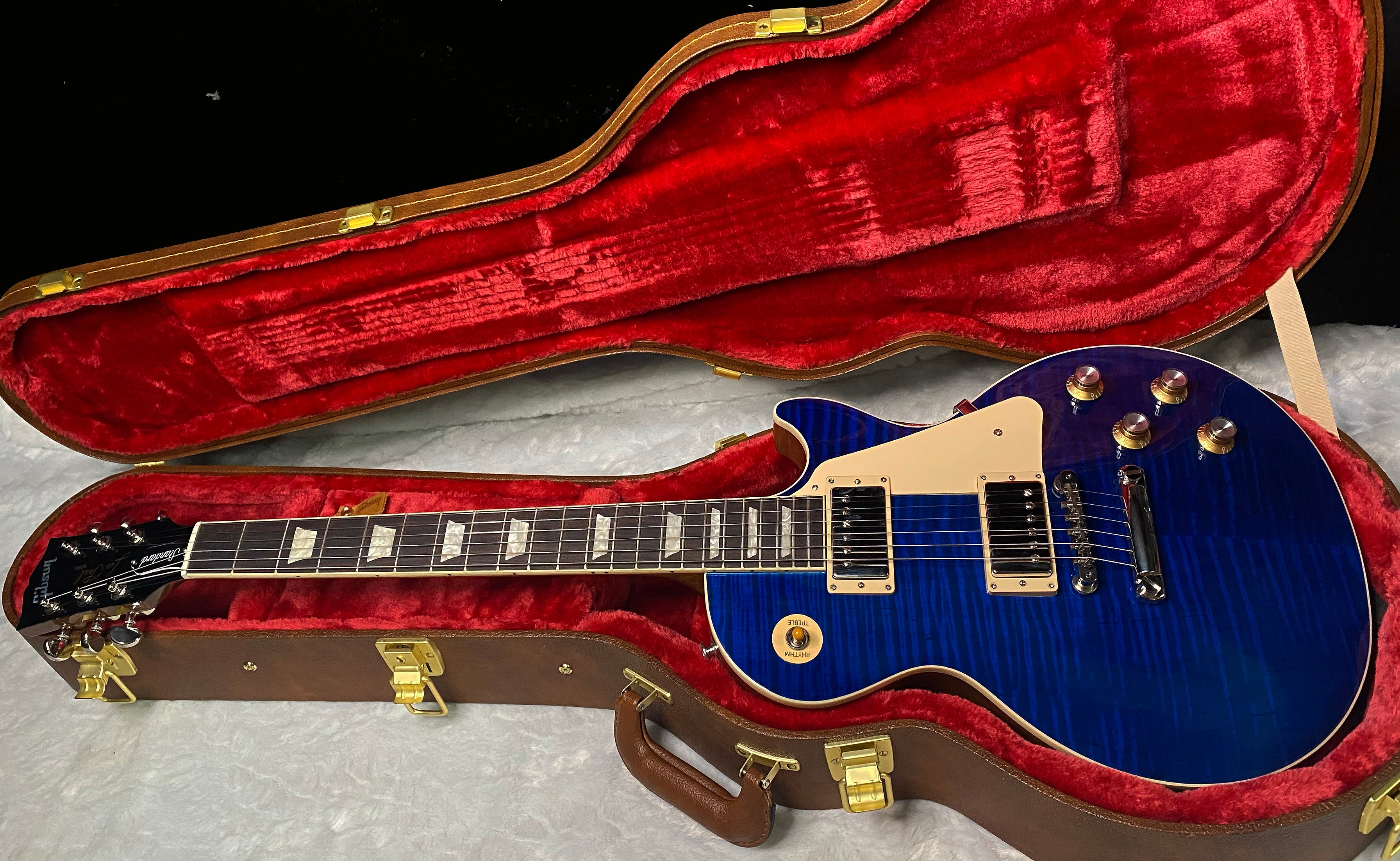 NEW ! Gibson Les Paul Standard '60s - AAA Flame - Viper Blue - Limited Edition - Only 9lbs - Monster Flame Top - Authorized Dealer - G07499