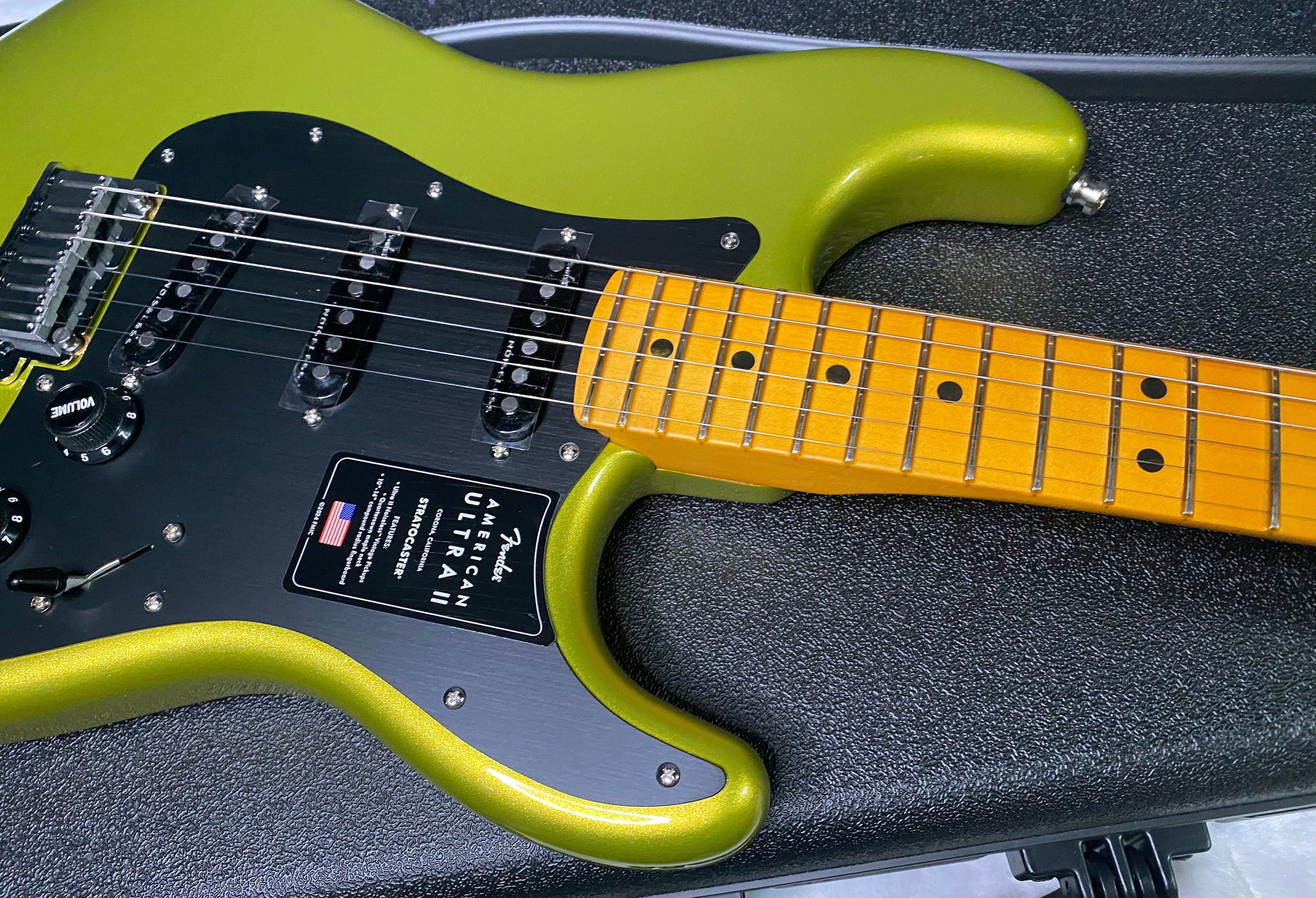 NEW! Fender American Ultra II Stratocaster - Maple Fingerboard - Solar Flare - 8.5lbs - Authorized Dealer - G07490
