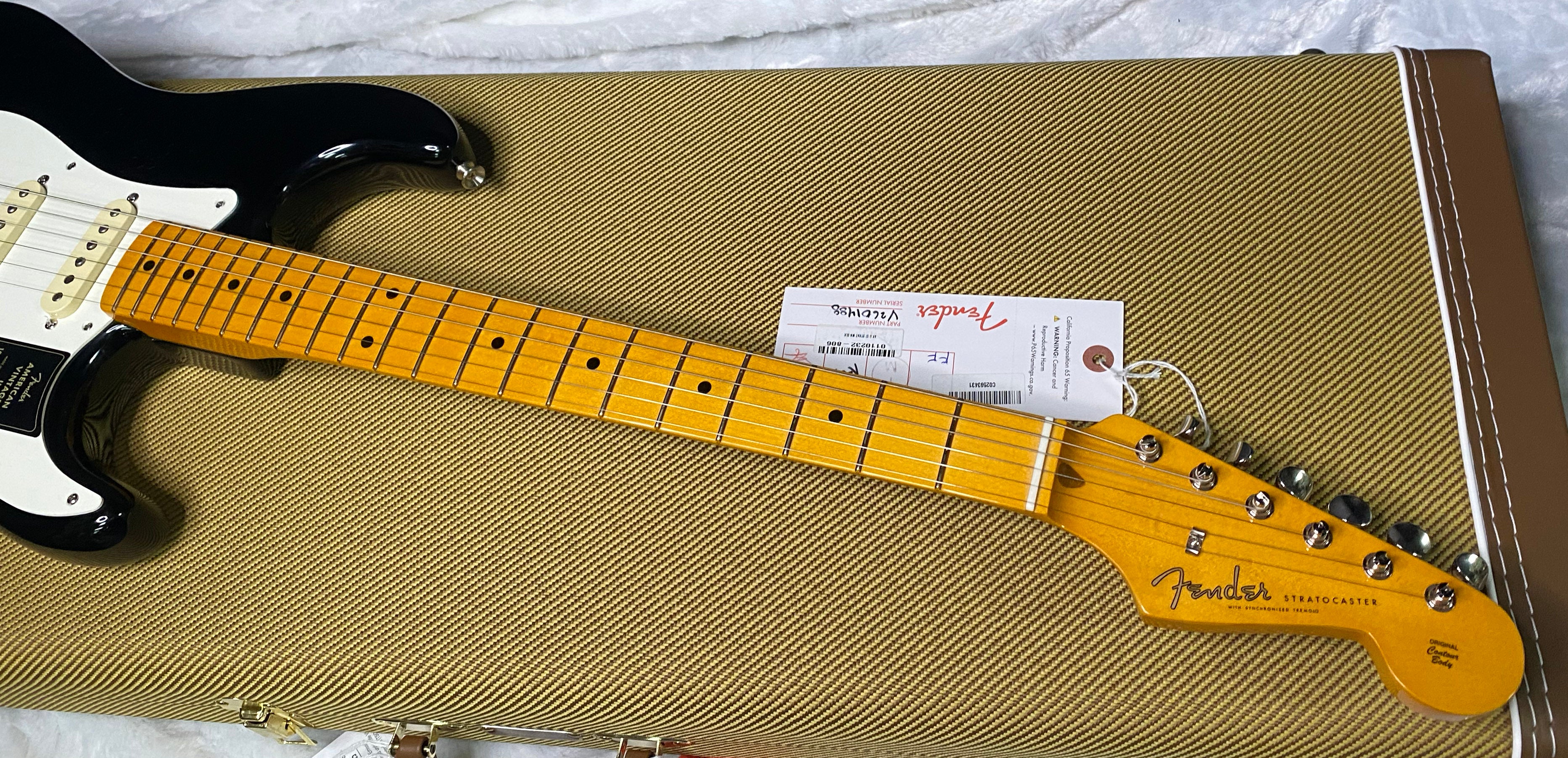 NEW ! Fender American Vintage II 1957 Stratocaster - Maple Fingerboard - Black - 7.5lbs - Authorized Dealer - G07486