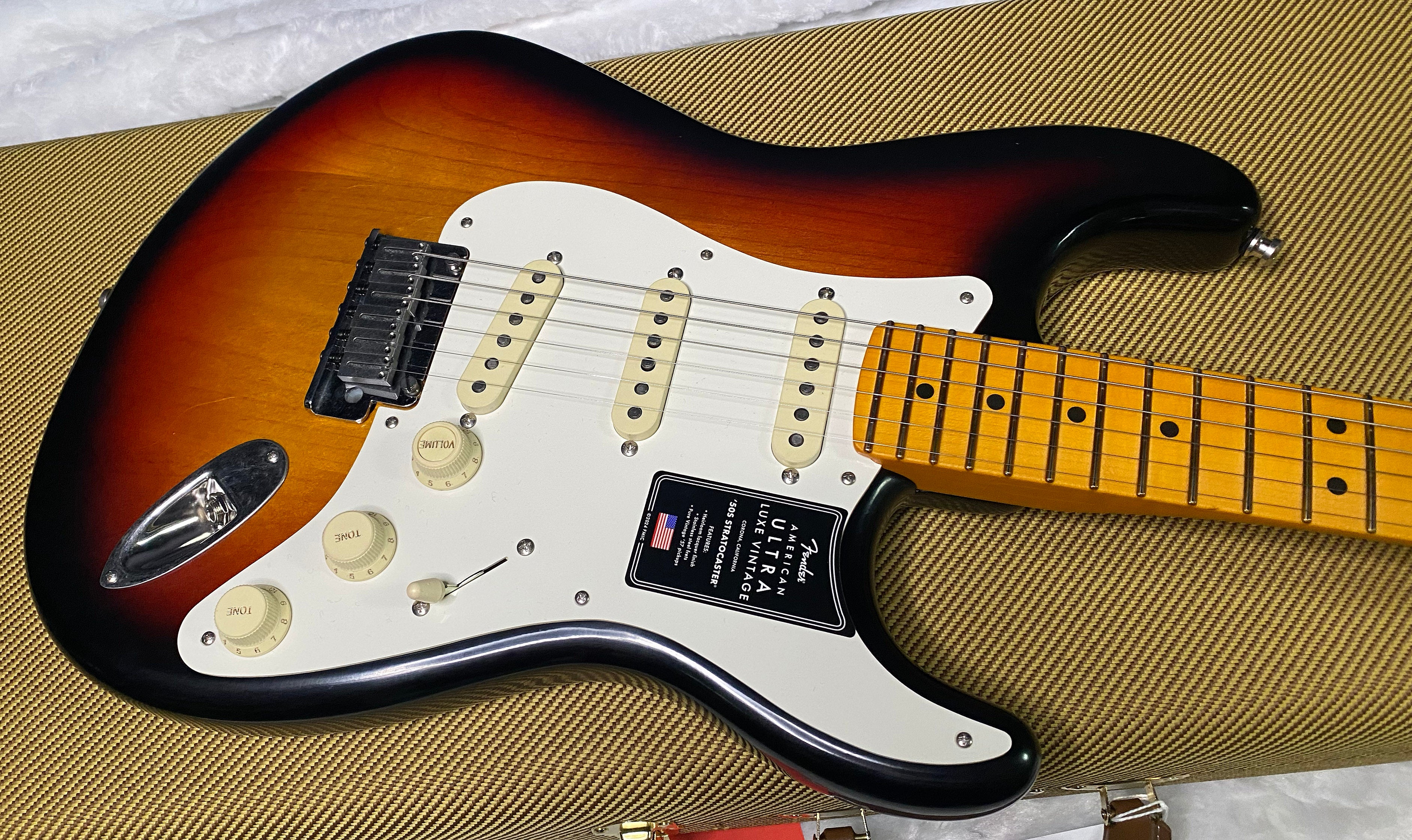NEW! Fender American Ultra Luxe Vintage '50s Stratocaster - 3-Color Sunburst - Authorized Dealer - Sunburst - 7.6lbs - G07489