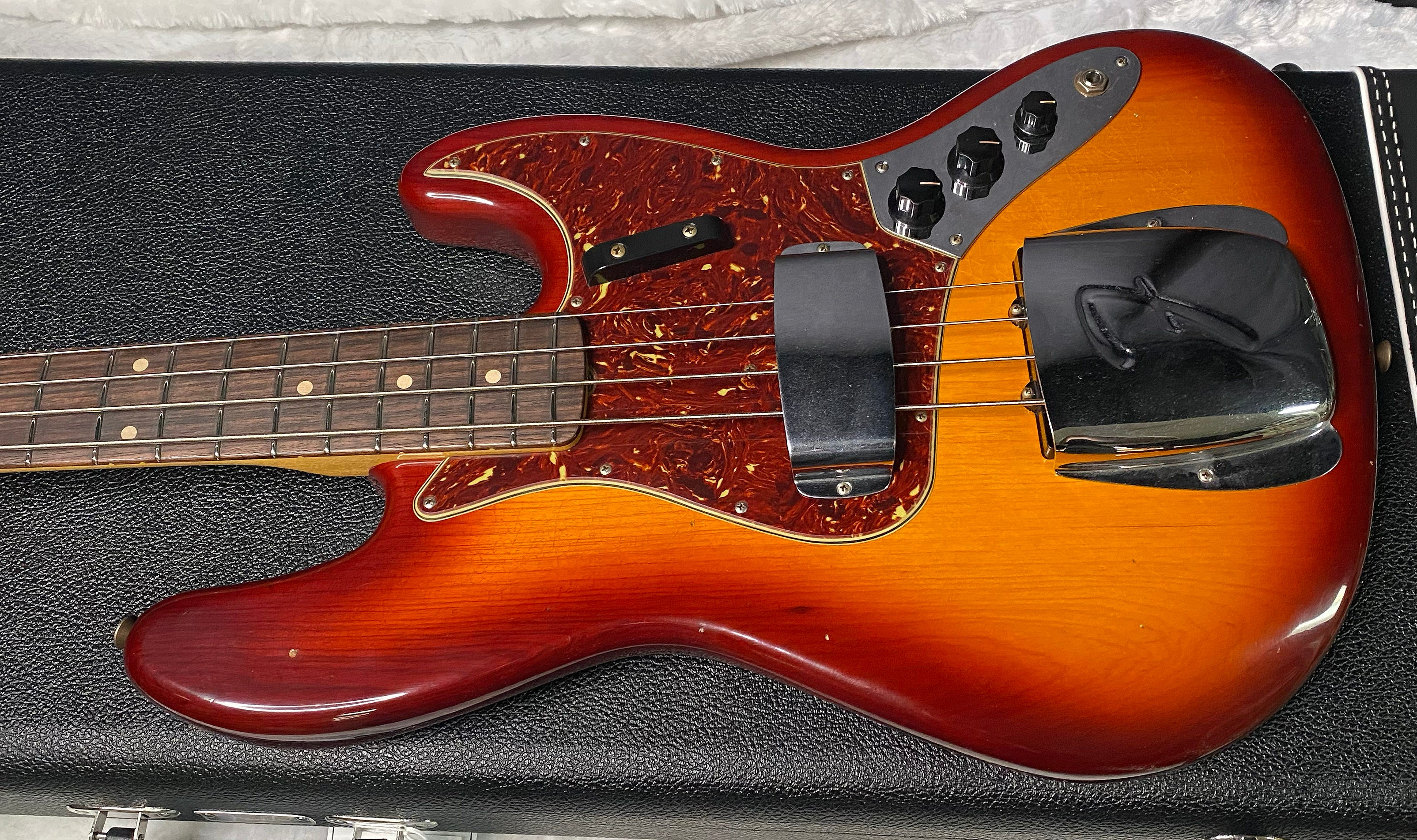 NEW! Fender Custom Shop 64 Jazz Bass Relic - Aged Cherry Sunburst Finish - Ash Body - 9.3 lbs - Authorized Dealer - G07508