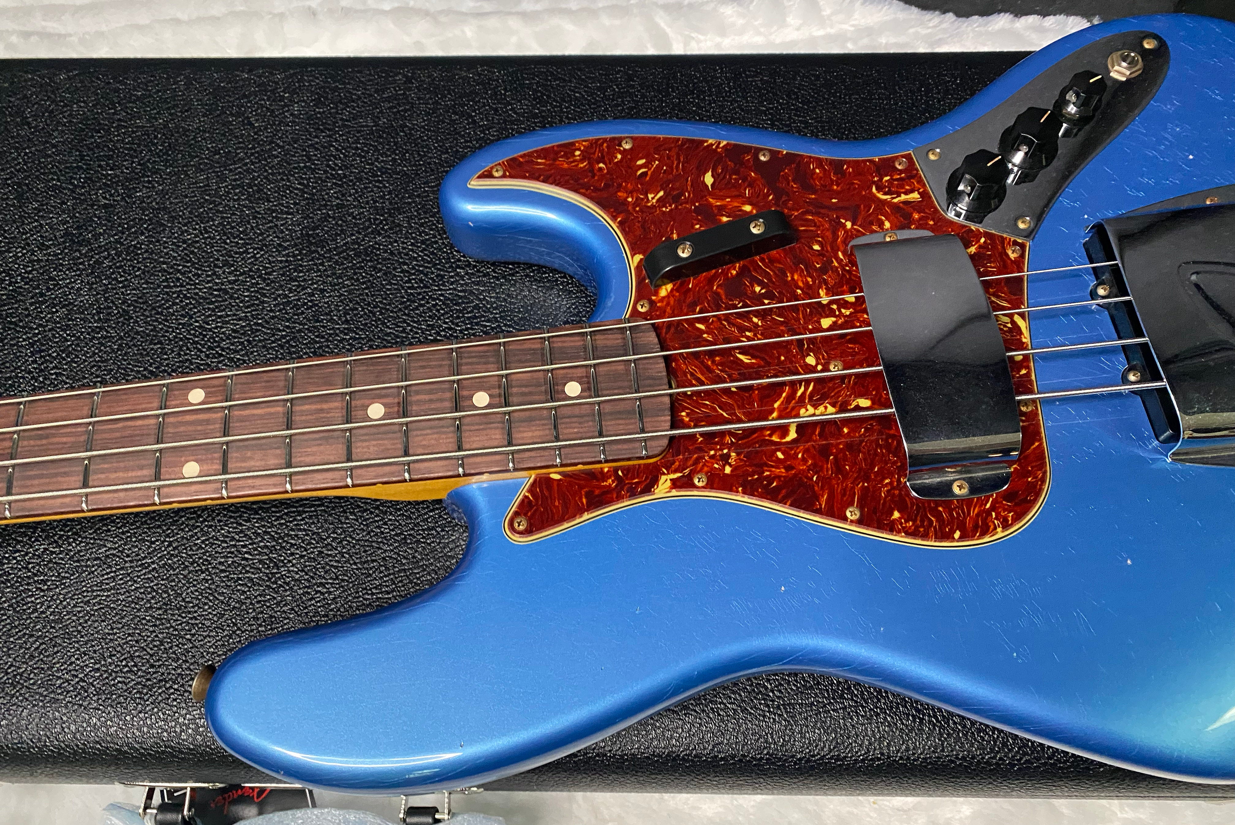 NEW! Fender Custom Shop 64 Jazz Bass Relic - Lake Placid Blue Finish - 9.4 lbs - Authorized Dealer - G07507