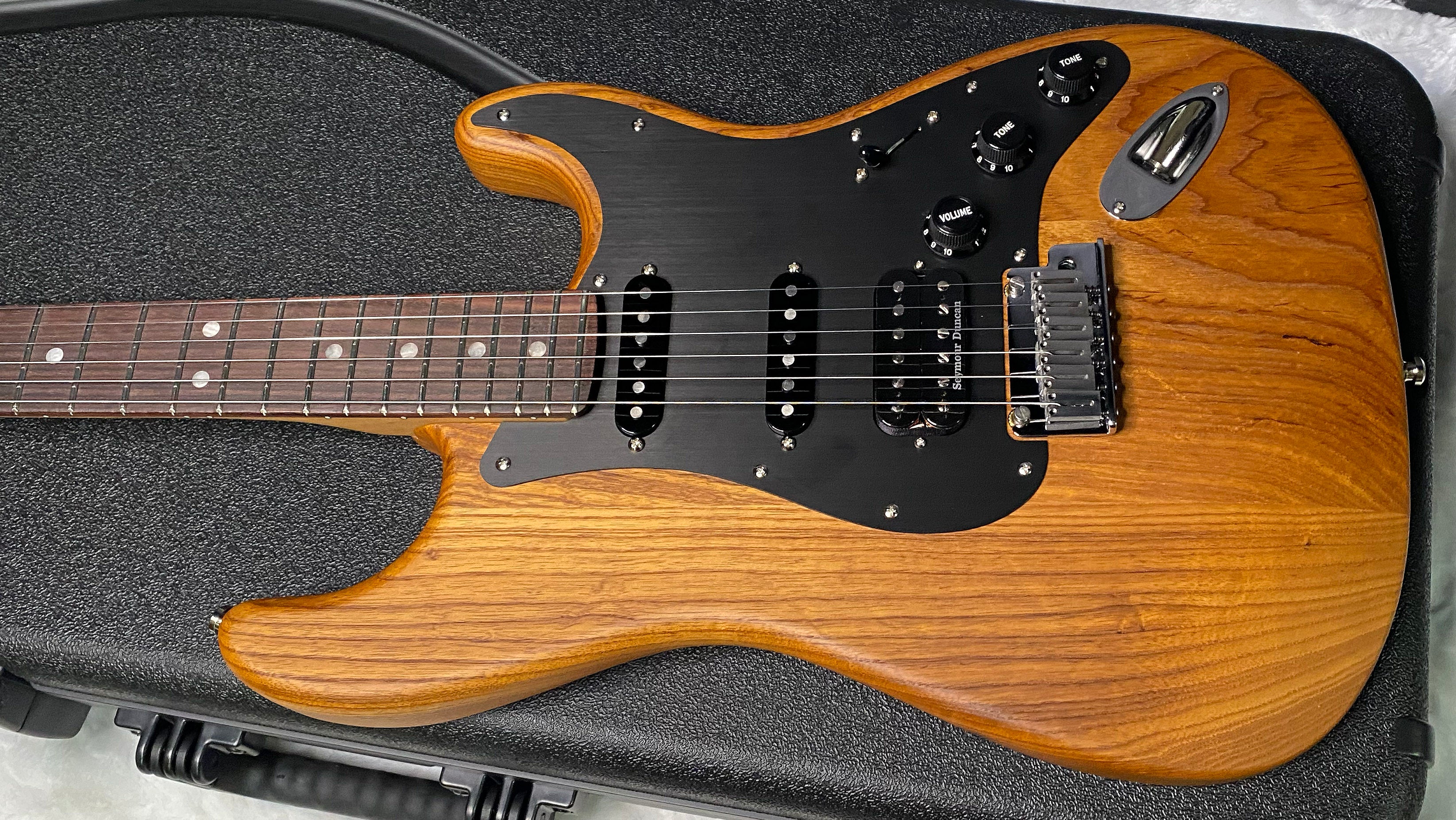 NEW! Fender Limited Edition American Ultra II Stratocaster Roasted Maple Fingerboard - Roasted Ash Body - Natural Finish - Only 7.4lbs - Authorized Dealer - G07509
