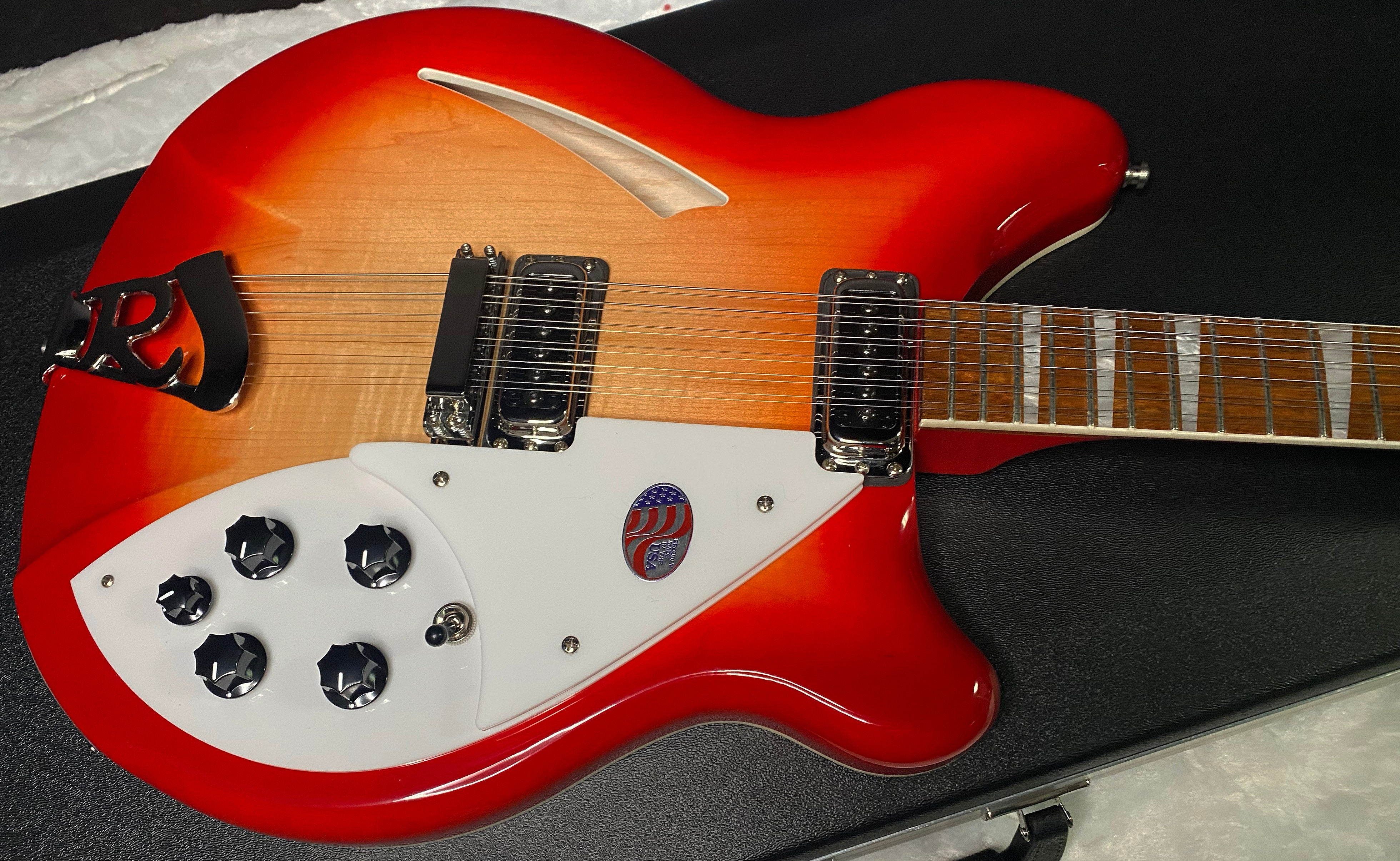 NEW ! Rickenbacker 360/12 Fire Glo - 12-String Semi Hollowbody - 7.95 lbs - Authorized Dealer - G07510