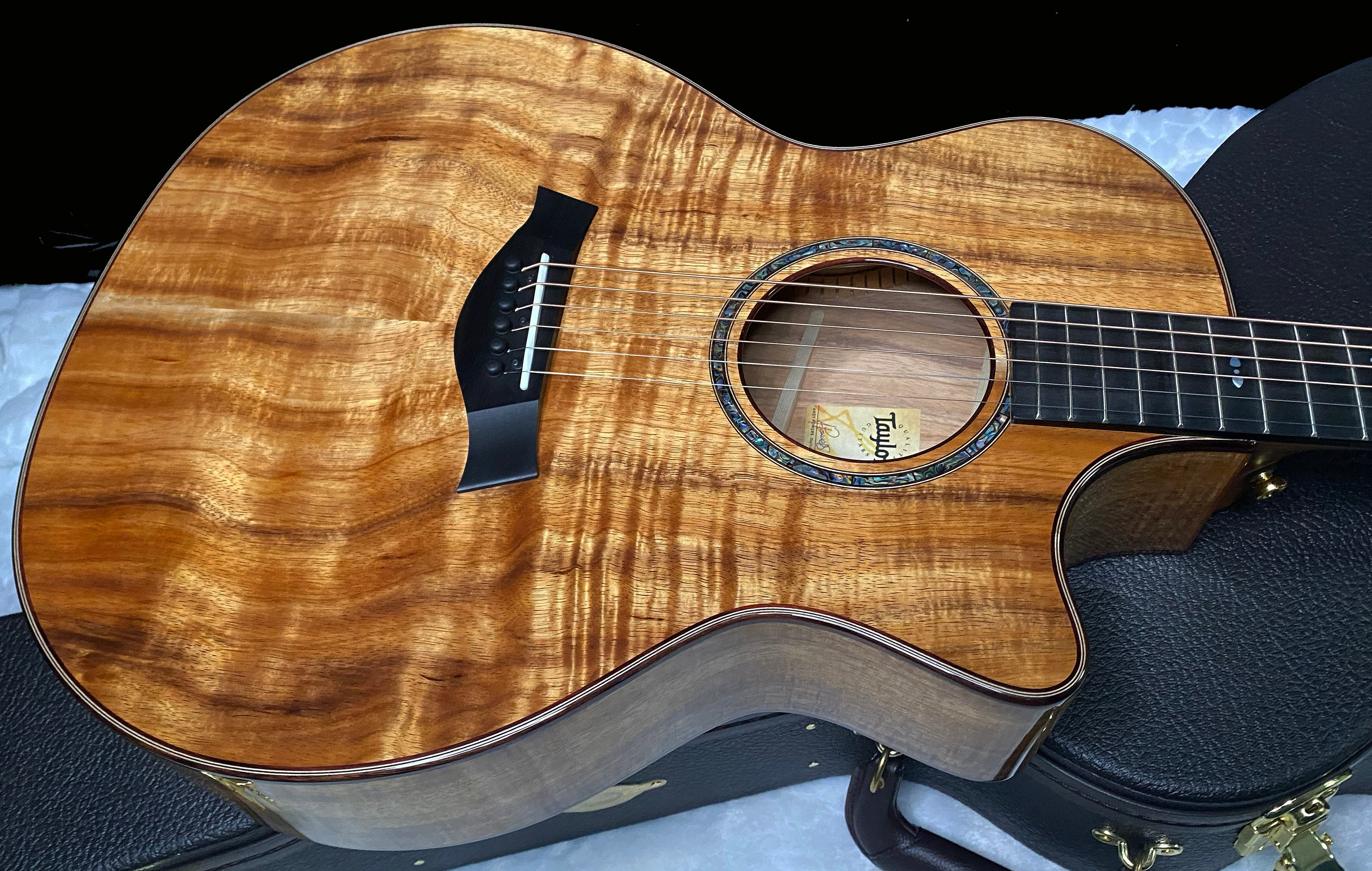NEW! Taylor Custom 724ce Acoustic-Electric Guitar - Natural Gloss - AAAAA Hand Picked Koa - 4.8lbs - WOW! Authorized Dealer - G07515