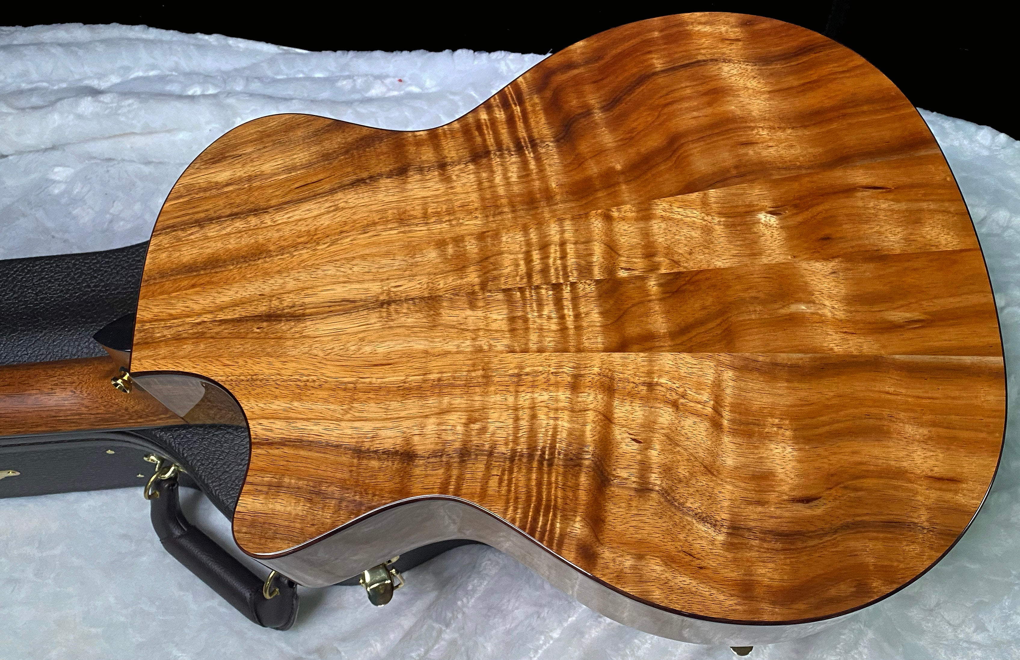 NEW! Taylor Custom 724ce Acoustic-Electric Guitar - Natural Gloss - AAAAA Hand Picked Koa - 4.8lbs - WOW! Authorized Dealer - G07515