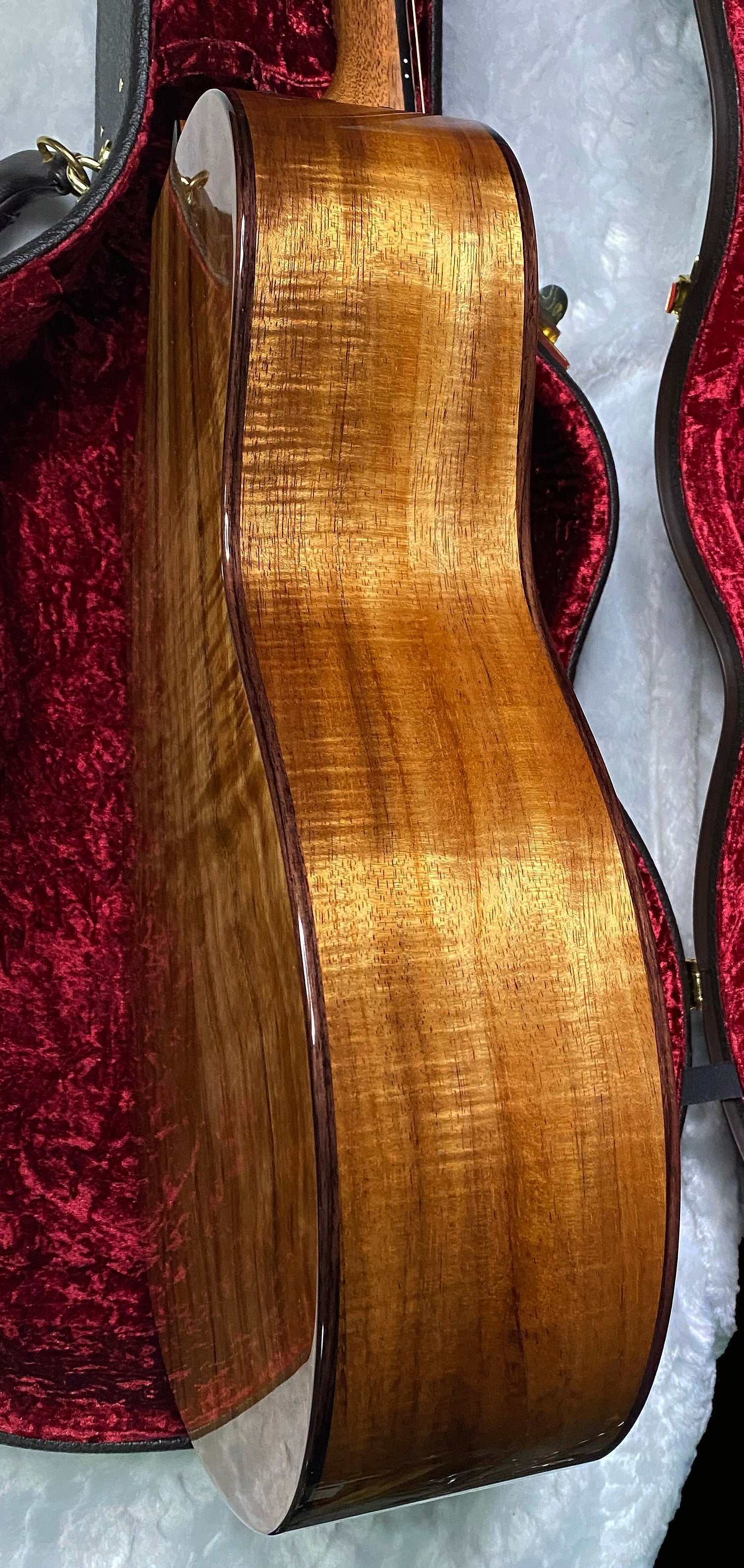 NEW! Taylor Custom 724ce Acoustic-Electric Guitar - Natural Gloss - AAAAA Hand Picked Koa - 4.8lbs - WOW! Authorized Dealer - G07515