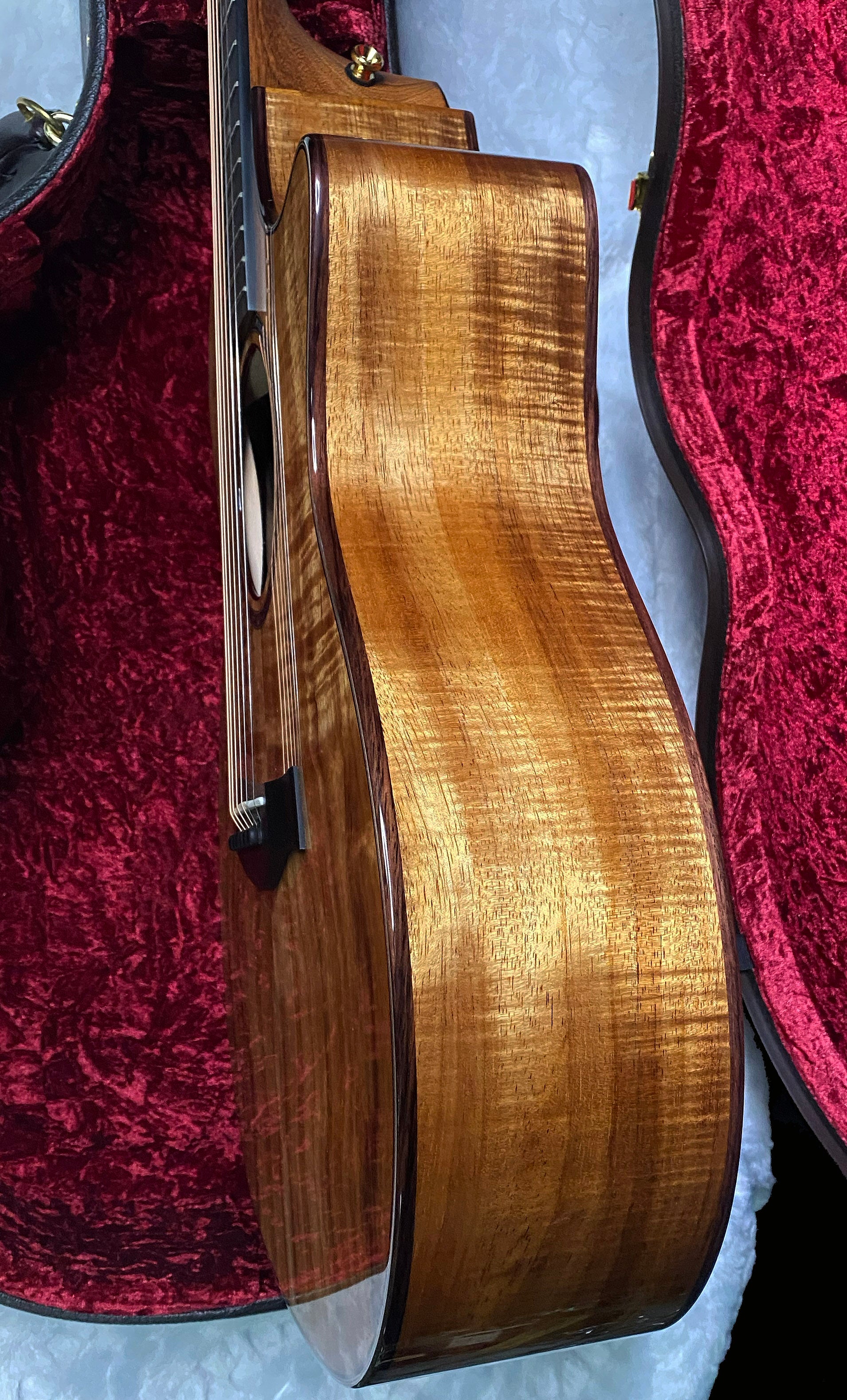NEW! Taylor Custom 724ce Acoustic-Electric Guitar - Natural Gloss - AAAAA Hand Picked Koa - 4.8lbs - WOW! Authorized Dealer - G07515