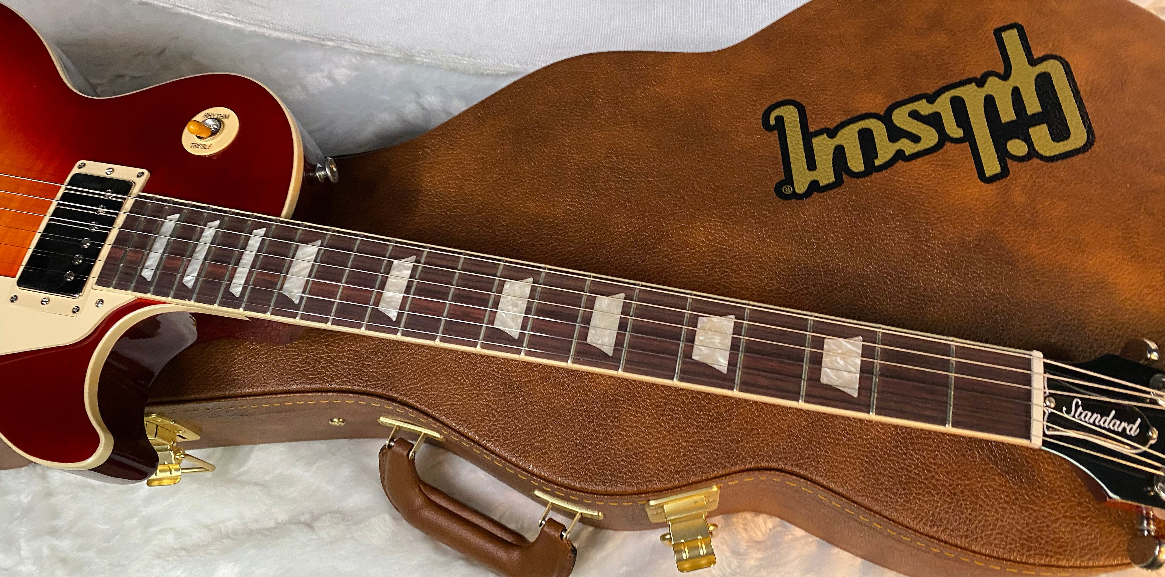 NEW! Gibson Les Paul 60's Standard - Dark Cherry Sunburst - Limited Edition - Authorized Dealer - AAA Flame Maple Top - 9.2 lbs - G06111