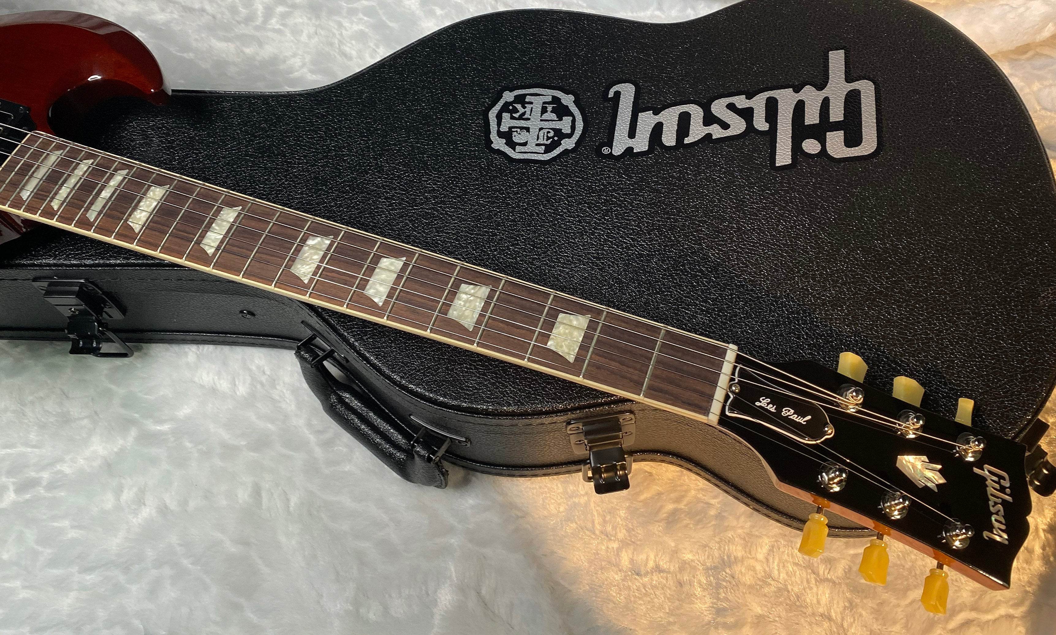 NEW ! Gibson Gibson USA: Jake Kiszka SG Standard Limited Edition - Faded Cherry - 7 lbs - Greta Van Fleet - Authorized Dealer - G06812