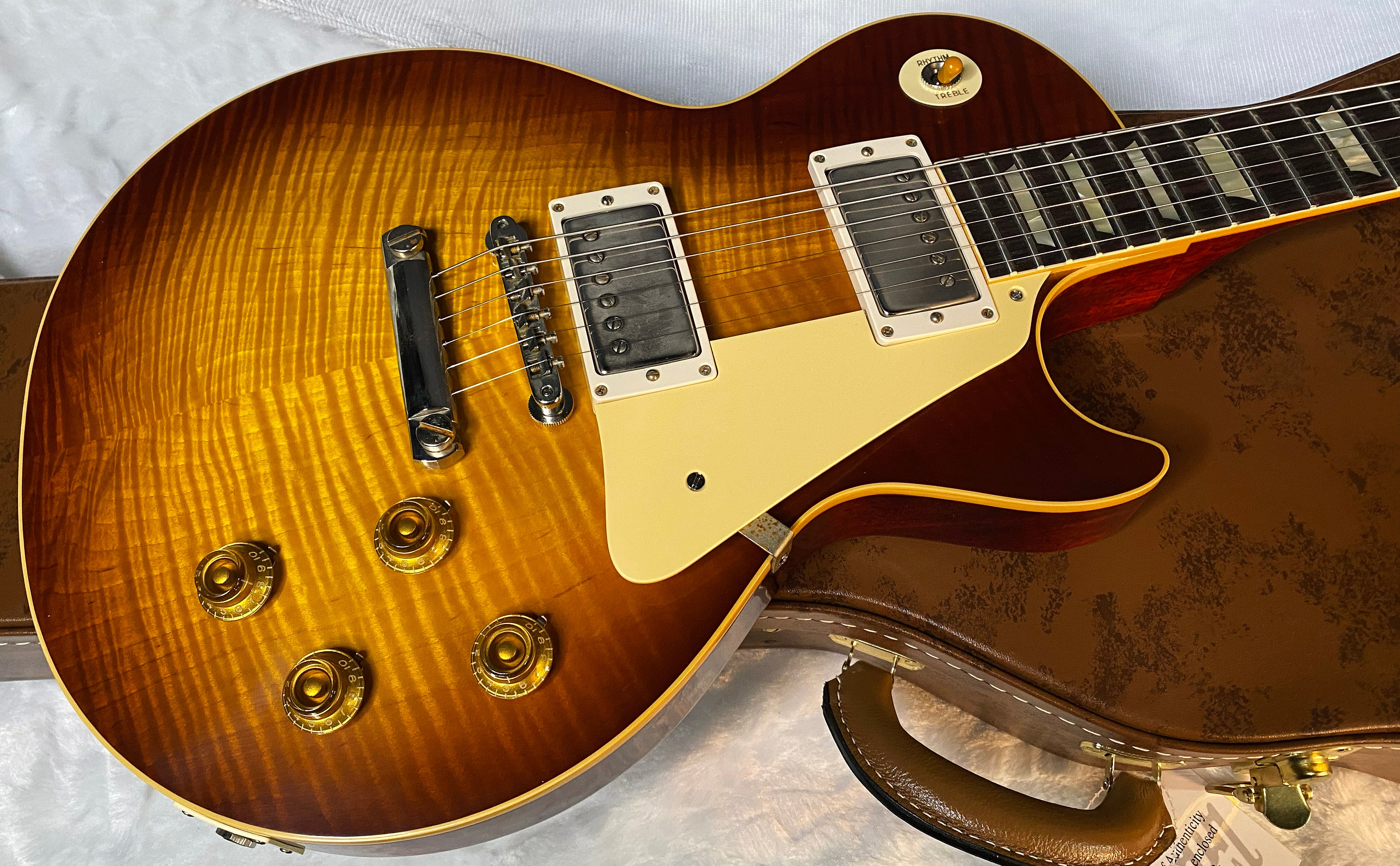 NEW ! Gibson Custom Shop 1959 Les Paul - Iced Tea - Authorized Dealer - Hand Picked KILLER Flame Top - MONSTER TOP VOS - 8.2 lbs - G06064
