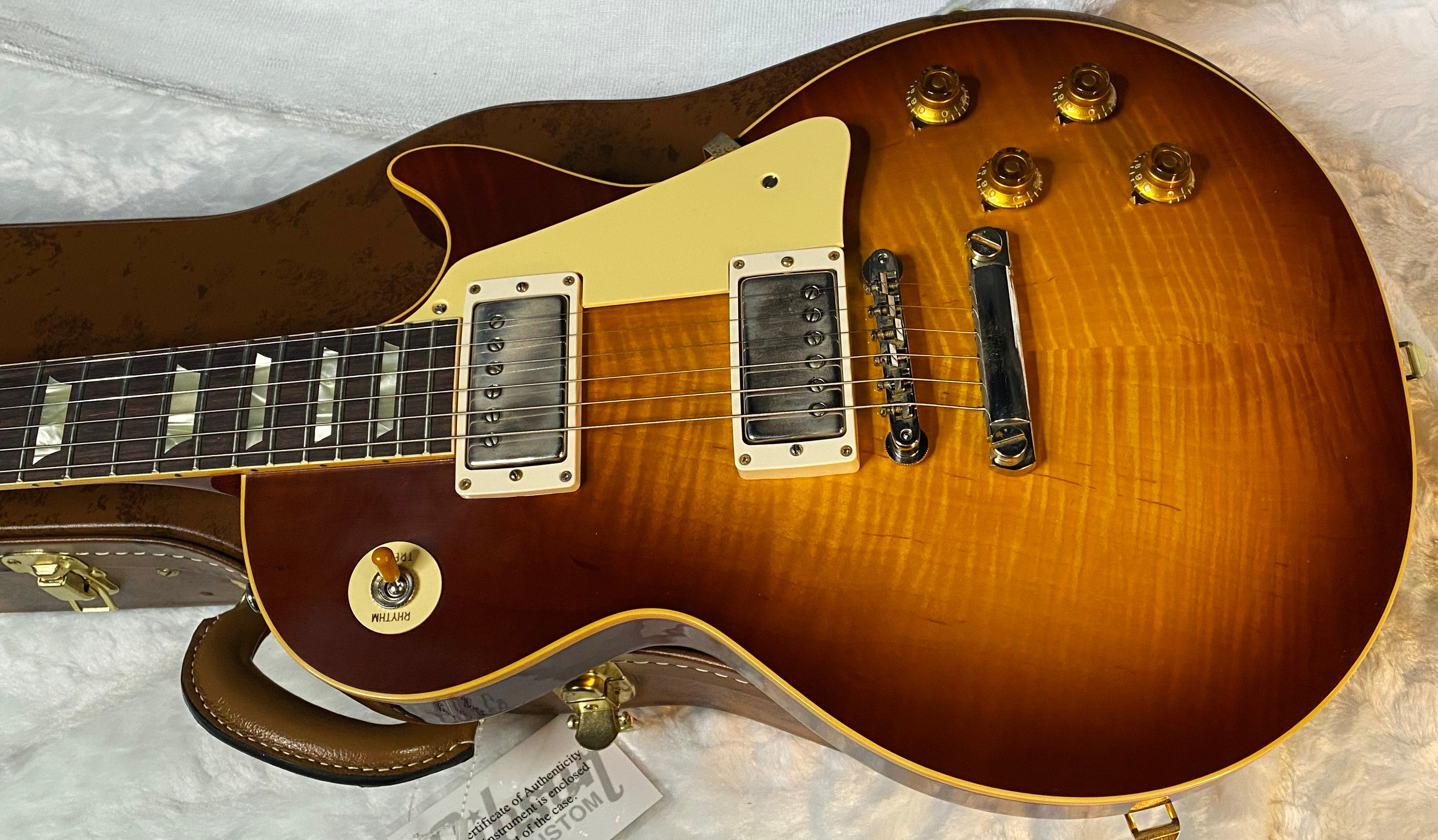 NEW ! Gibson Custom Shop 1959 Les Paul - Iced Tea - Authorized Dealer - Hand Picked KILLER Flame Top - MONSTER TOP VOS - 8.2 lbs - G06064