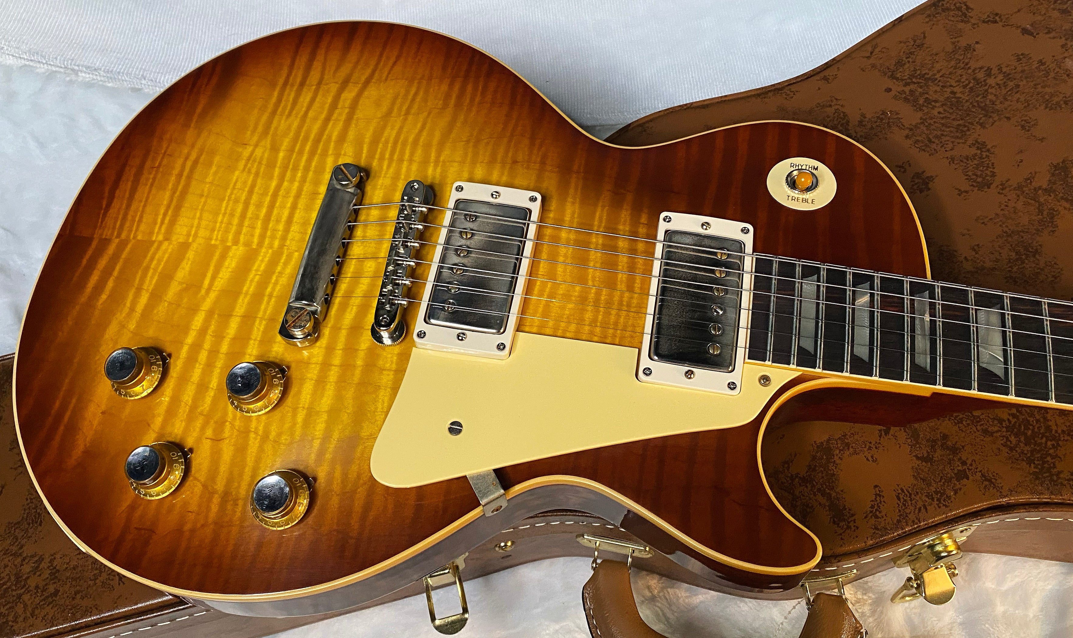 NEW! Gibson Custom 1960 Les Paul Standard Reissue VOS - Iced Tea Burst - Authorized Dealer - ONLY 8.35 lbs - G06067