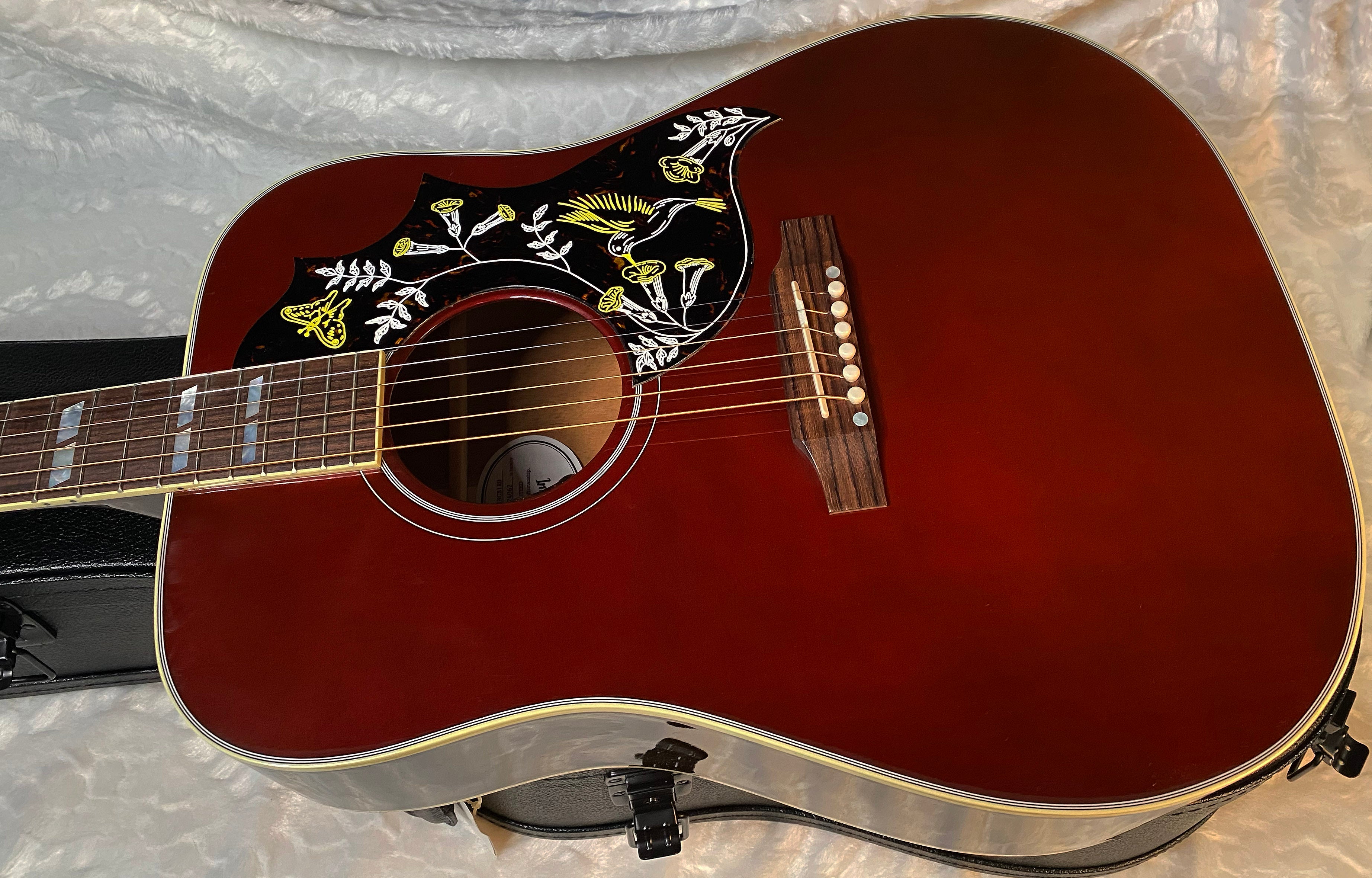 NEW ! 2025 Gibson Acoustic Hummingbird Standard Acoustic-Electric Guitar - Wine Red - 4.65lbs - G04719