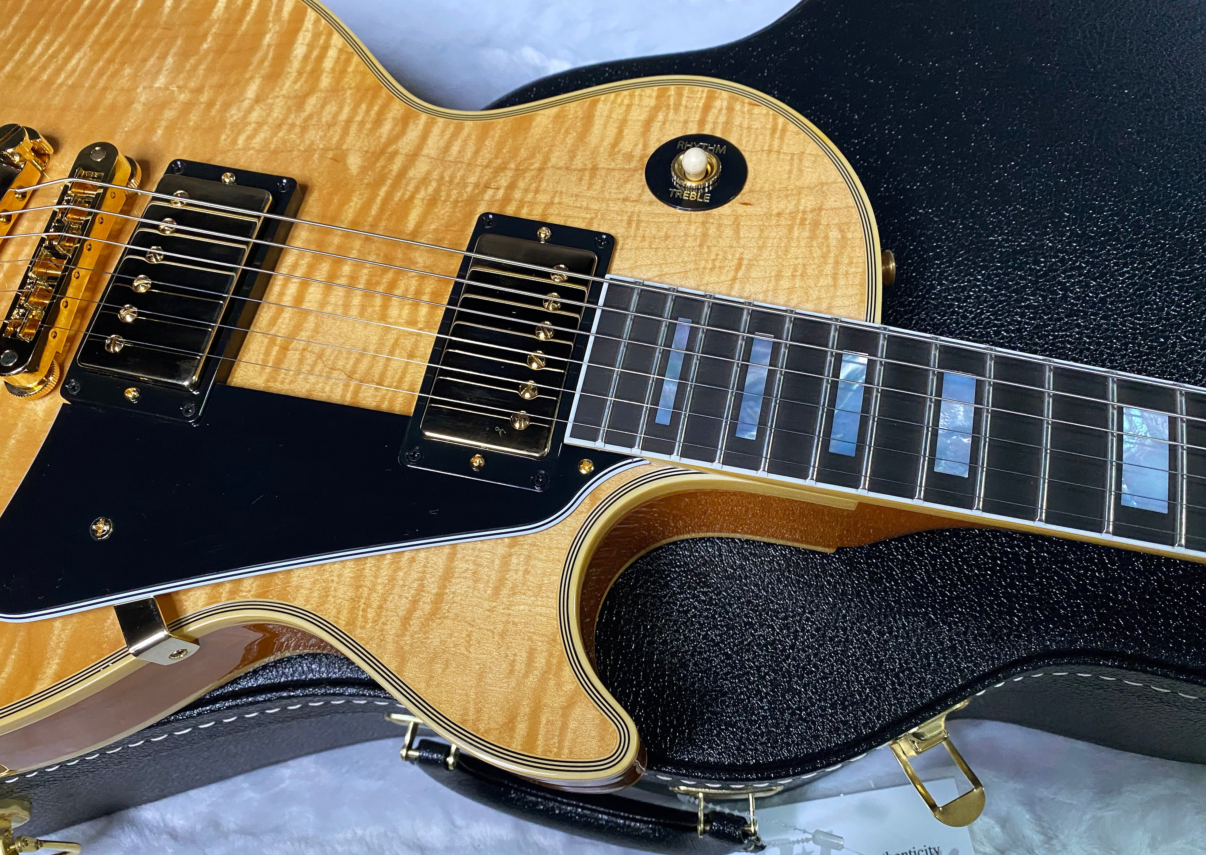 NEW! Gibson Dealer Select Custom Shop Les Paul Custom - Wild AAA Figured Flame Top - Antique Natural - Authorized Dealer - 8.7 lbs - G06799