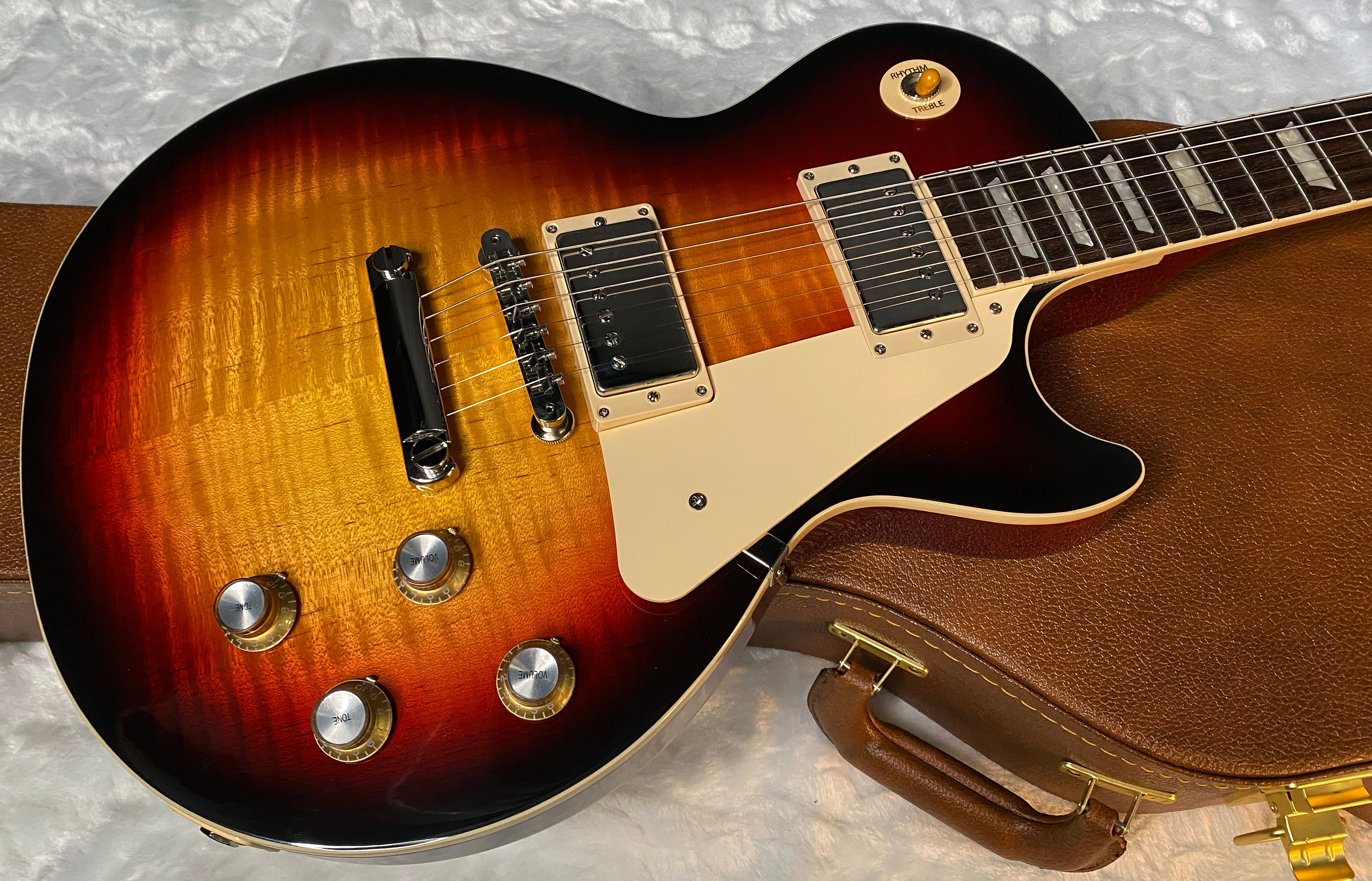 NEW! Gibson Les Paul 60's Standard - TriBurst - Limited Edition - Authorized Dealer - AAA Flame Maple Top - 9.35 lbs - G06136