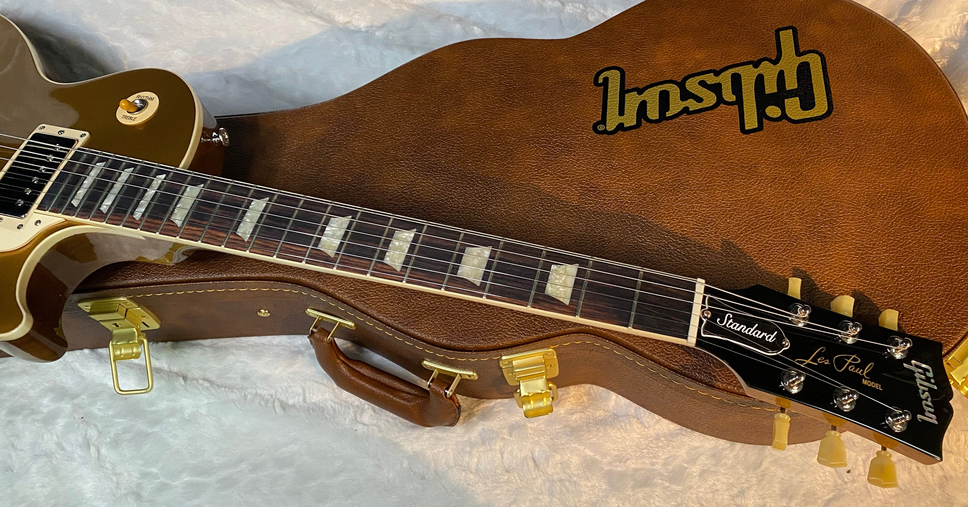 NEW ! Gibson Les Paul 50's Standard Gold Top - Authorized Dealer - Only 9 lbs - G06830