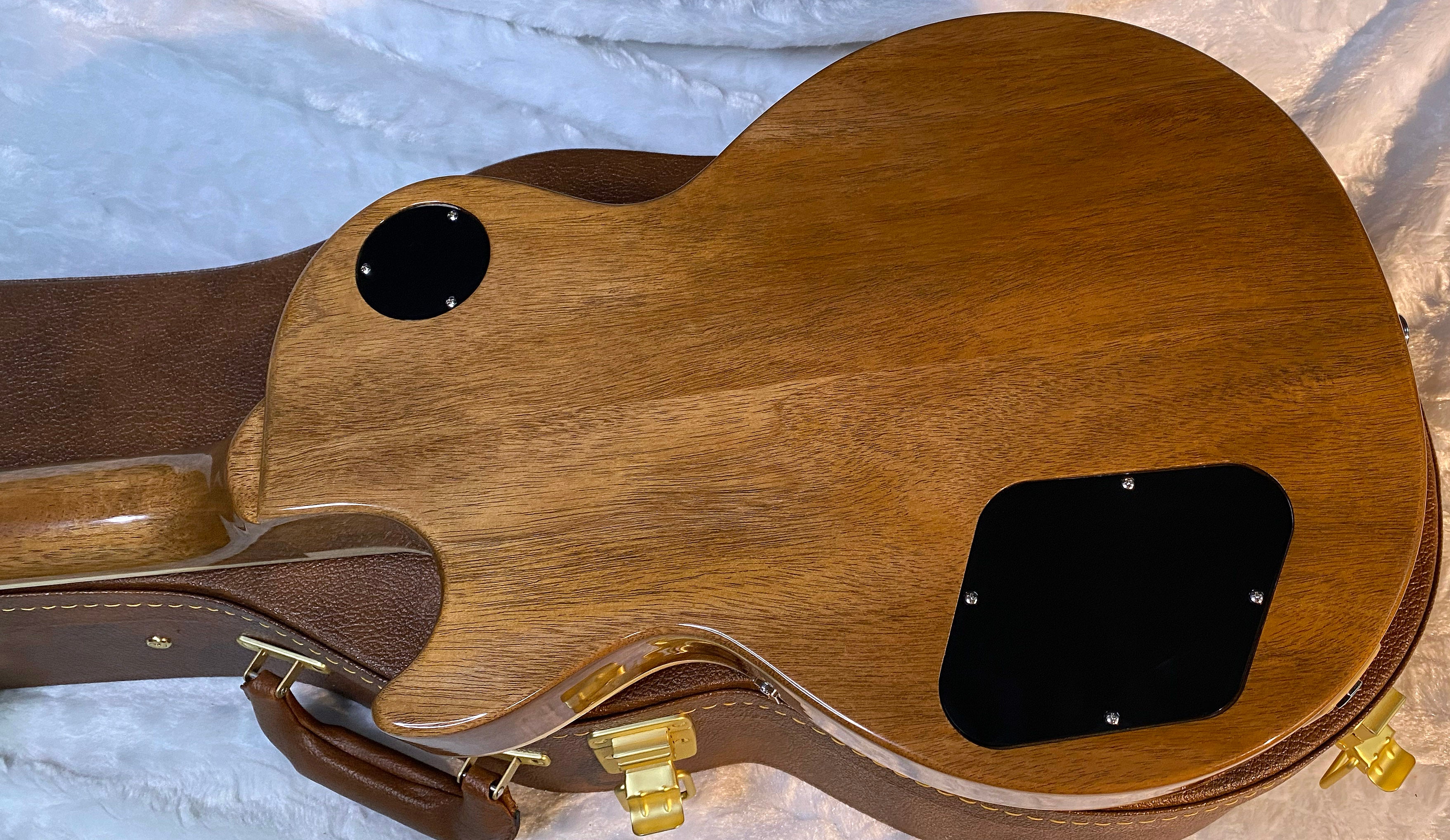 NEW ! Gibson Les Paul 50's Standard Gold Top - Authorized Dealer - Only 9 lbs - G06830