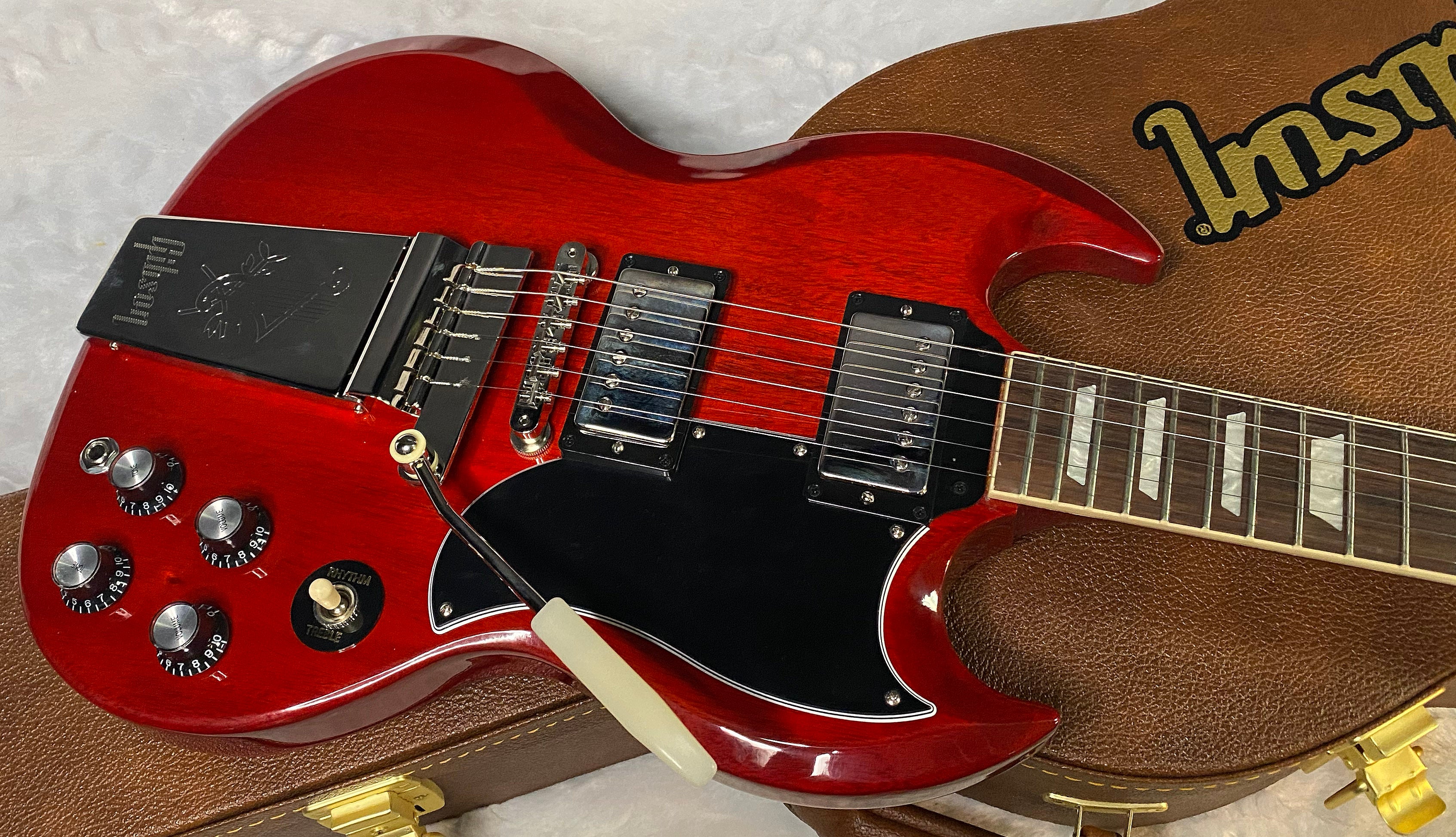 NEW! Gibson SG Standard '61 Maestro Vibrola Vintage Cherry - 7.3 lbs - Authorized Dealer! G06888
