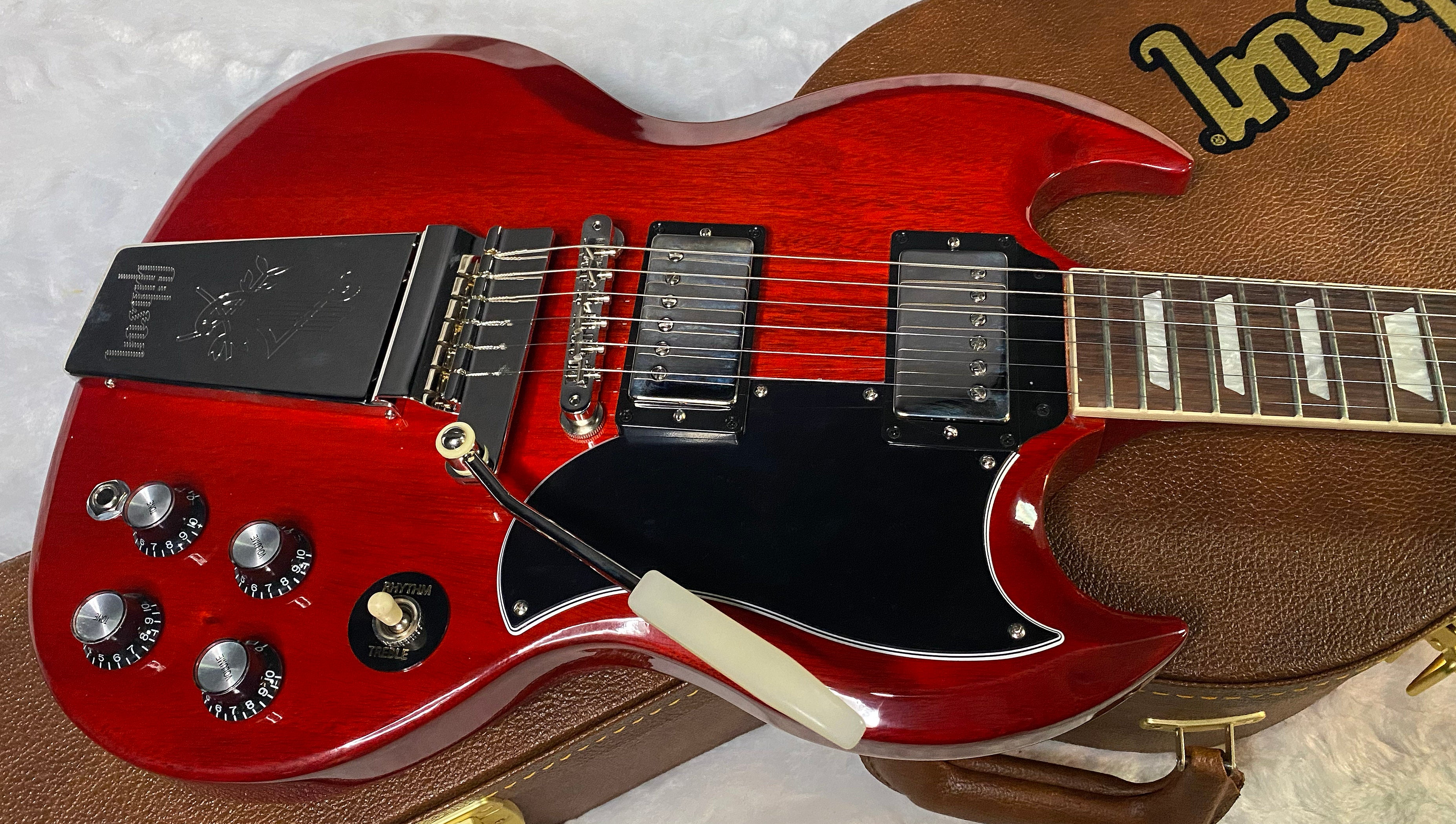 NEW! Gibson SG Standard '61 Maestro Vibrola Vintage Cherry - 7.3 lbs - Authorized Dealer! G06888