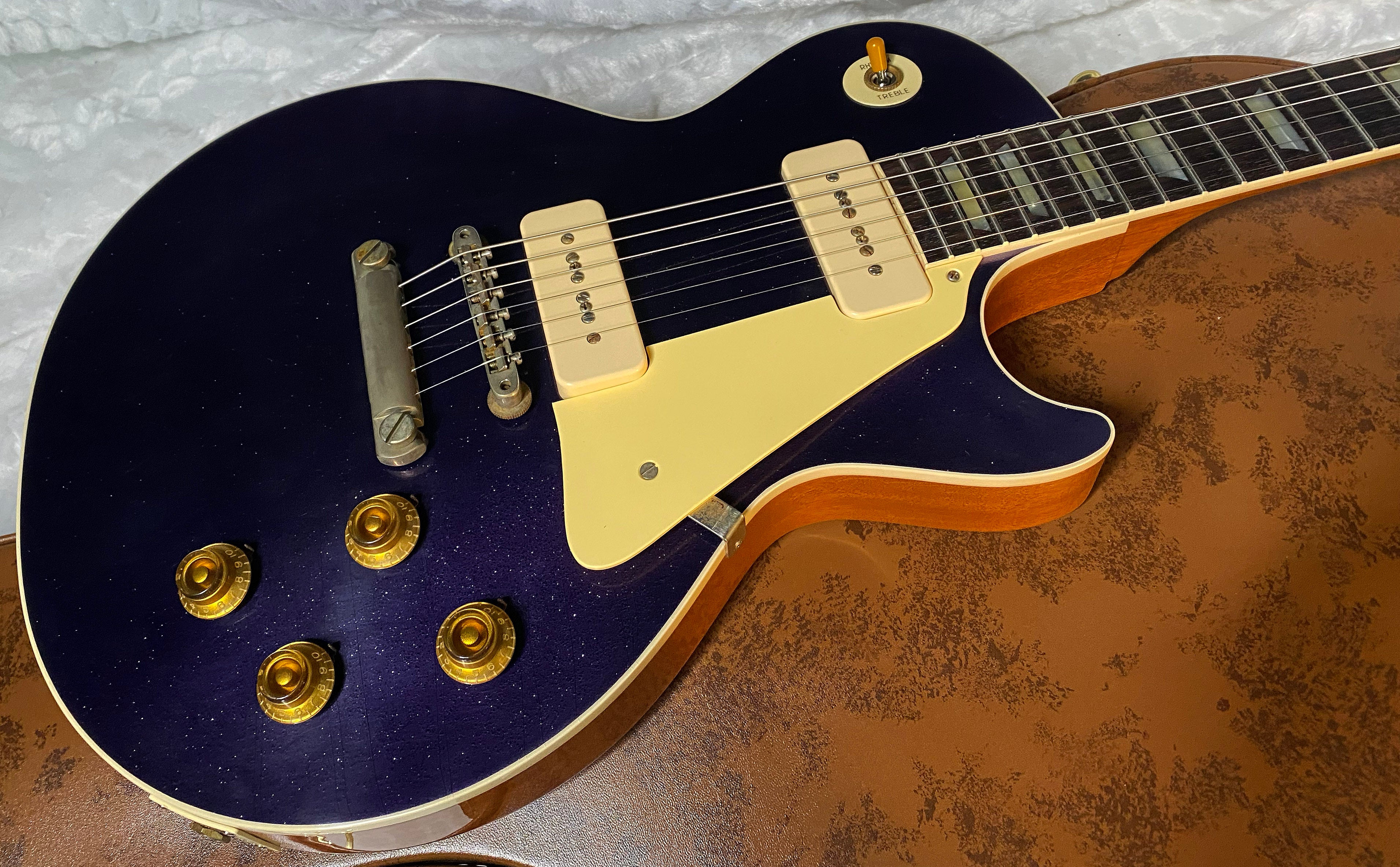 NEW! Gibson Custom Shop Murphy Lab '56 Les Paul Dark Purple SPARKLE Top Reissue - Ultra Light Aged - 8.8 lbs - Authorized Dealer - G05466