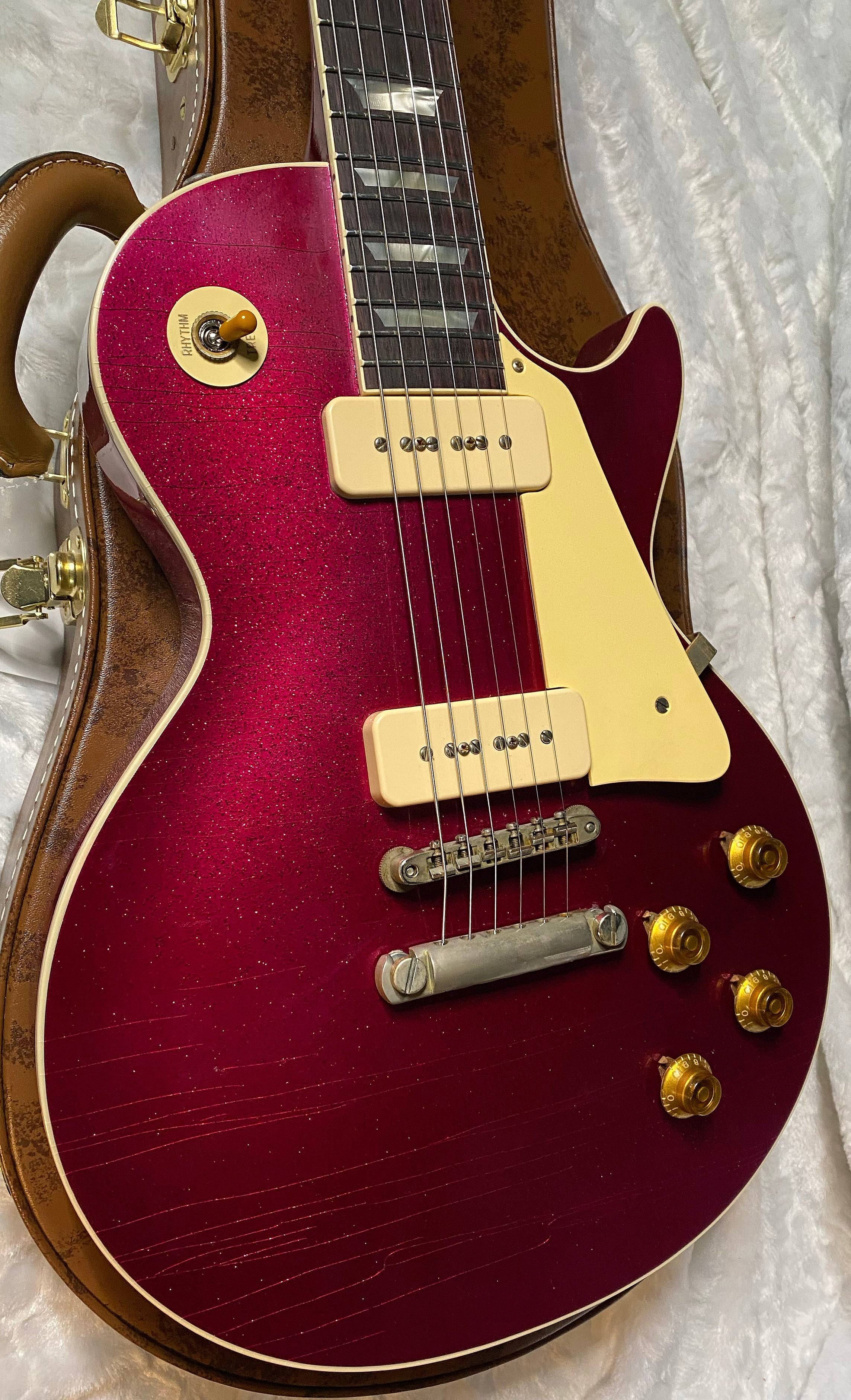 NEW! ! Gibson Custom Shop Murphy Lab '56 Les Paul - All Pink Sparkle Reissue - Ultra Light Aged - 8.7 lbs - Authorized Dealer - G05484