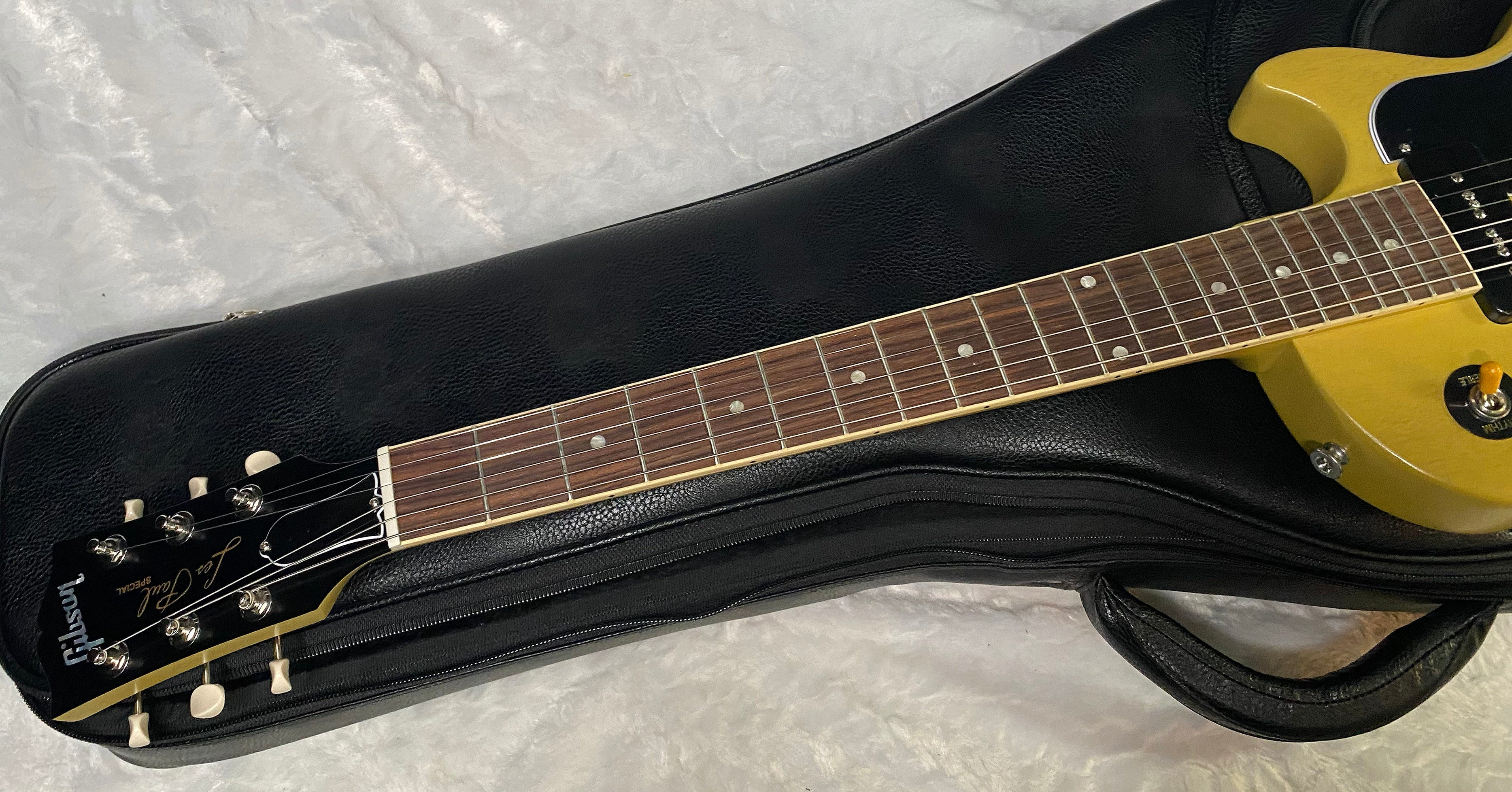 NEW ! Gibson Les Paul Special Faded - Satin TV Yellow - 7.6 lbs - Authorized Dealer - G06904