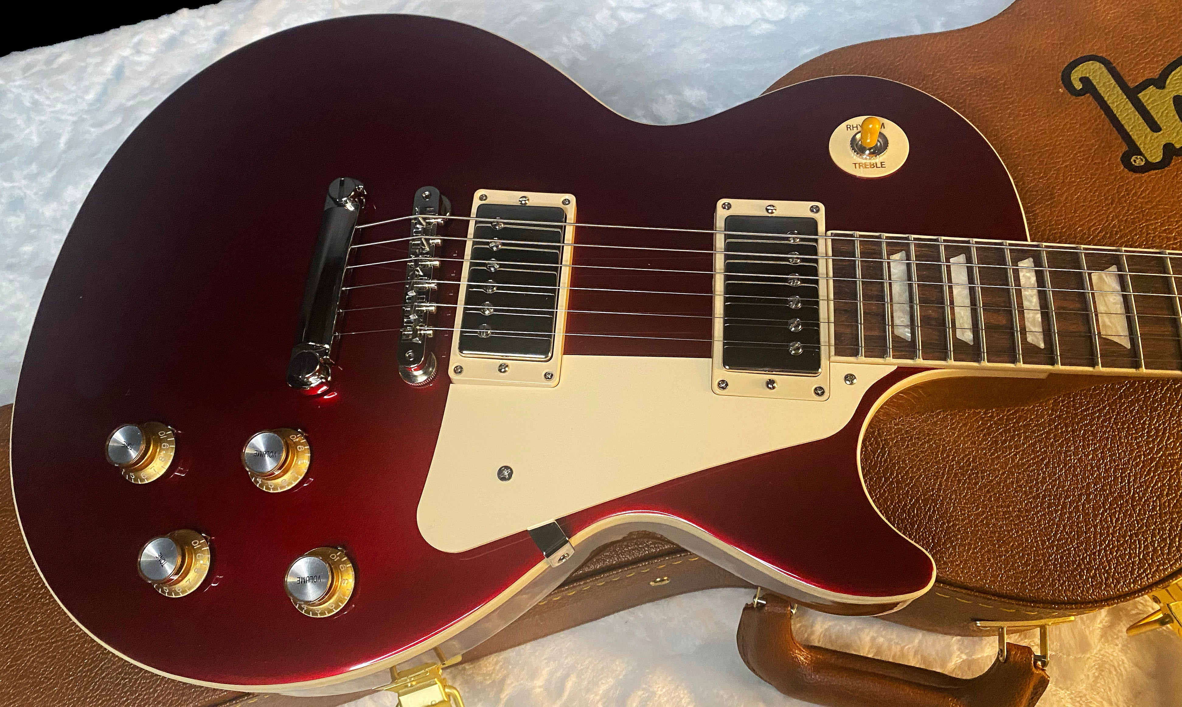 NEW ! Gibson Les Paul Standard '60s - Sparkling Burgundy - 9.35lbs - Authorized Dealer - G06172
