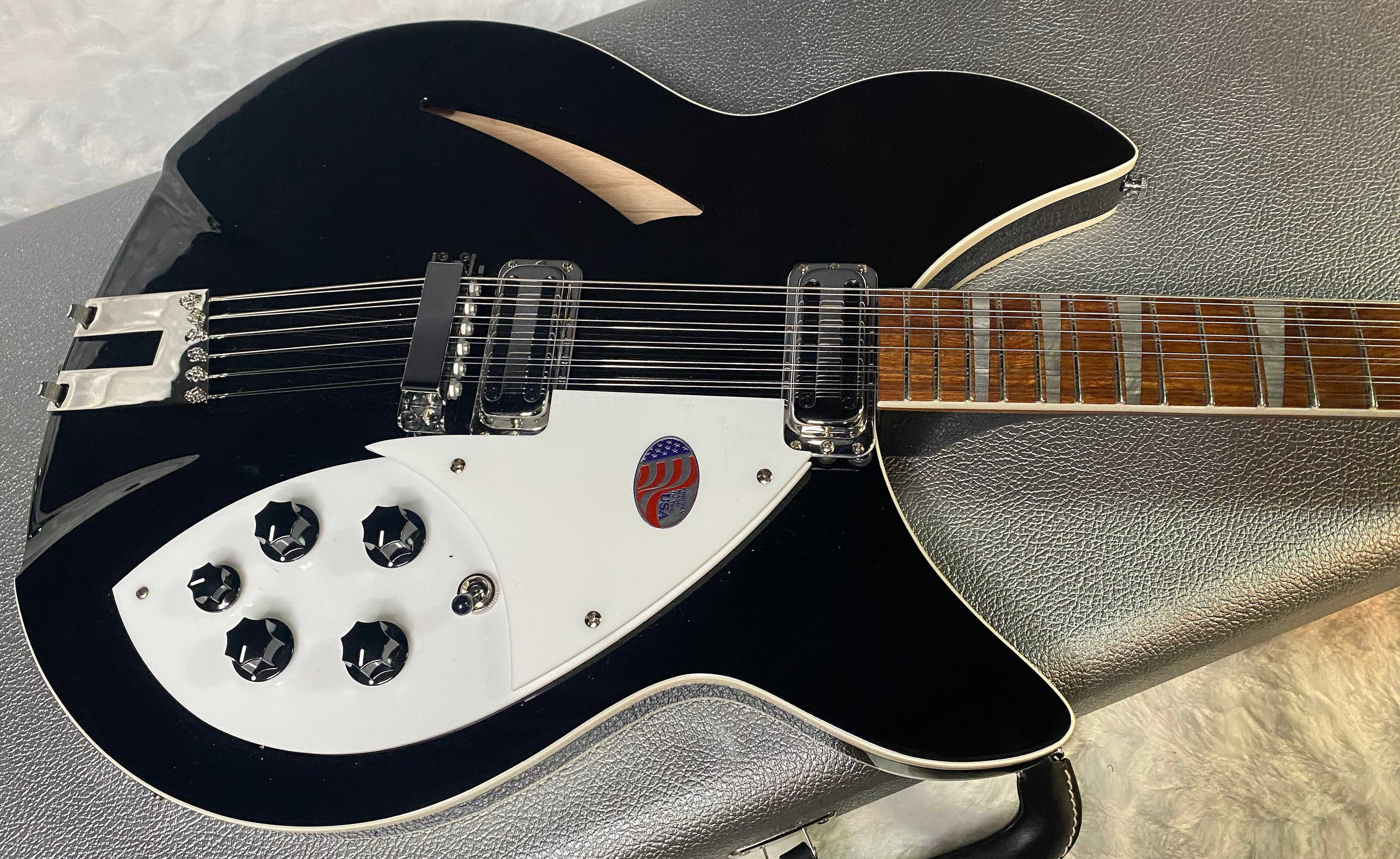 NEW! Rickenbacker 360/12C63 C Series 12-String Electric Guitar Jet Glo - Authorized Dealer - In-Stock! 8.2lbs - G06939