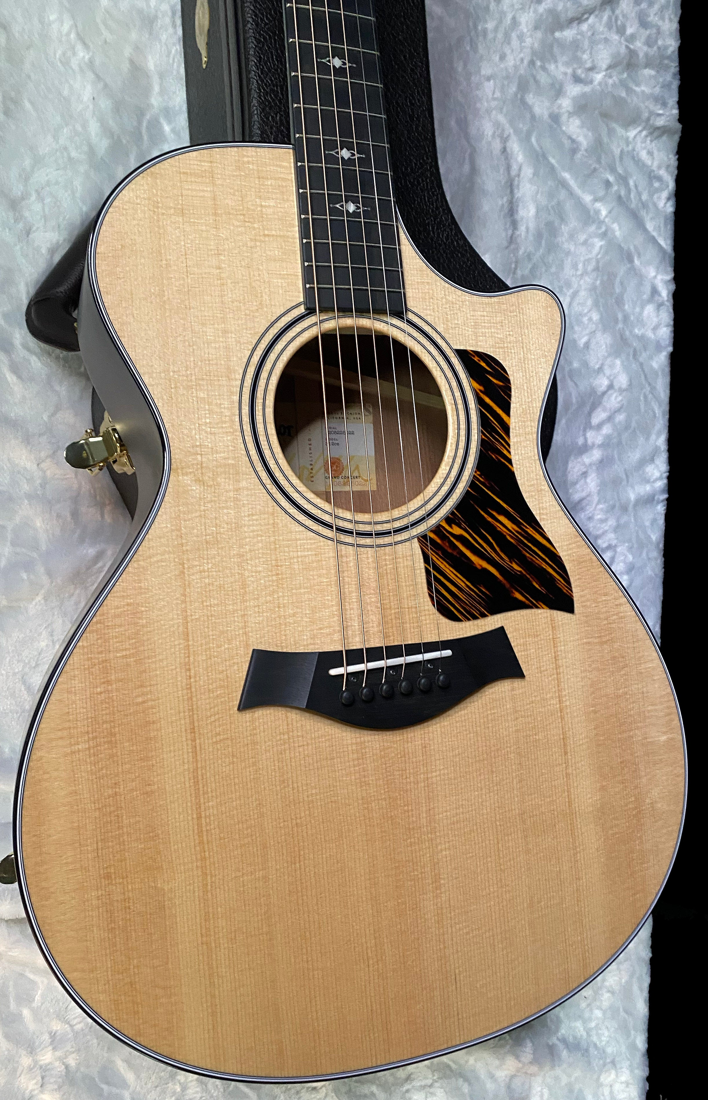 NEW! Taylor 312ce V-Class Grand Concert Acoustic-Electric Guitar - Natural - 4.3lbs - Authorized Dealer - G06217