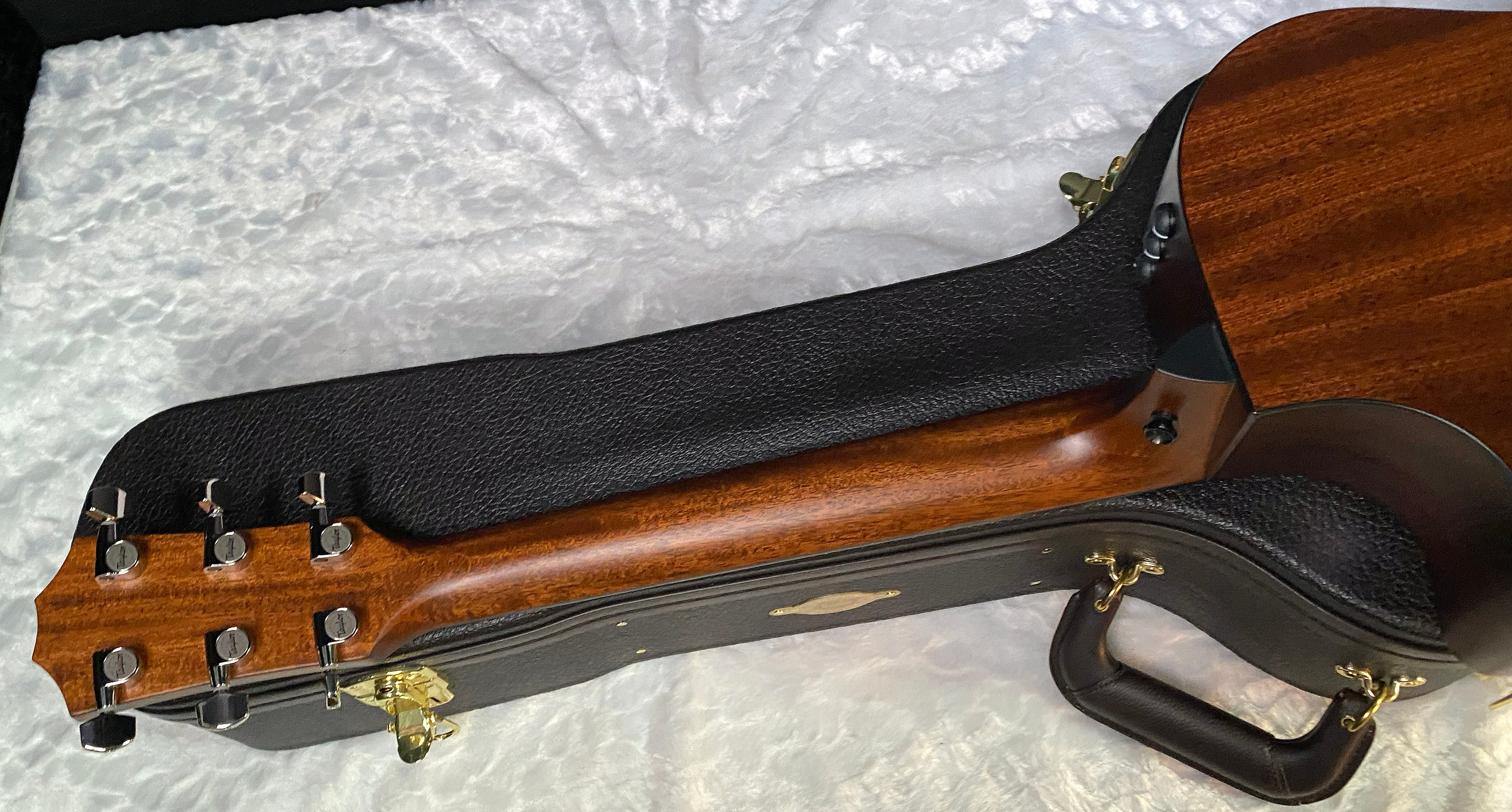 NEW! Taylor 312ce V-Class Grand Concert Acoustic-Electric Guitar - Natural - 4.3lbs - Authorized Dealer - G06217