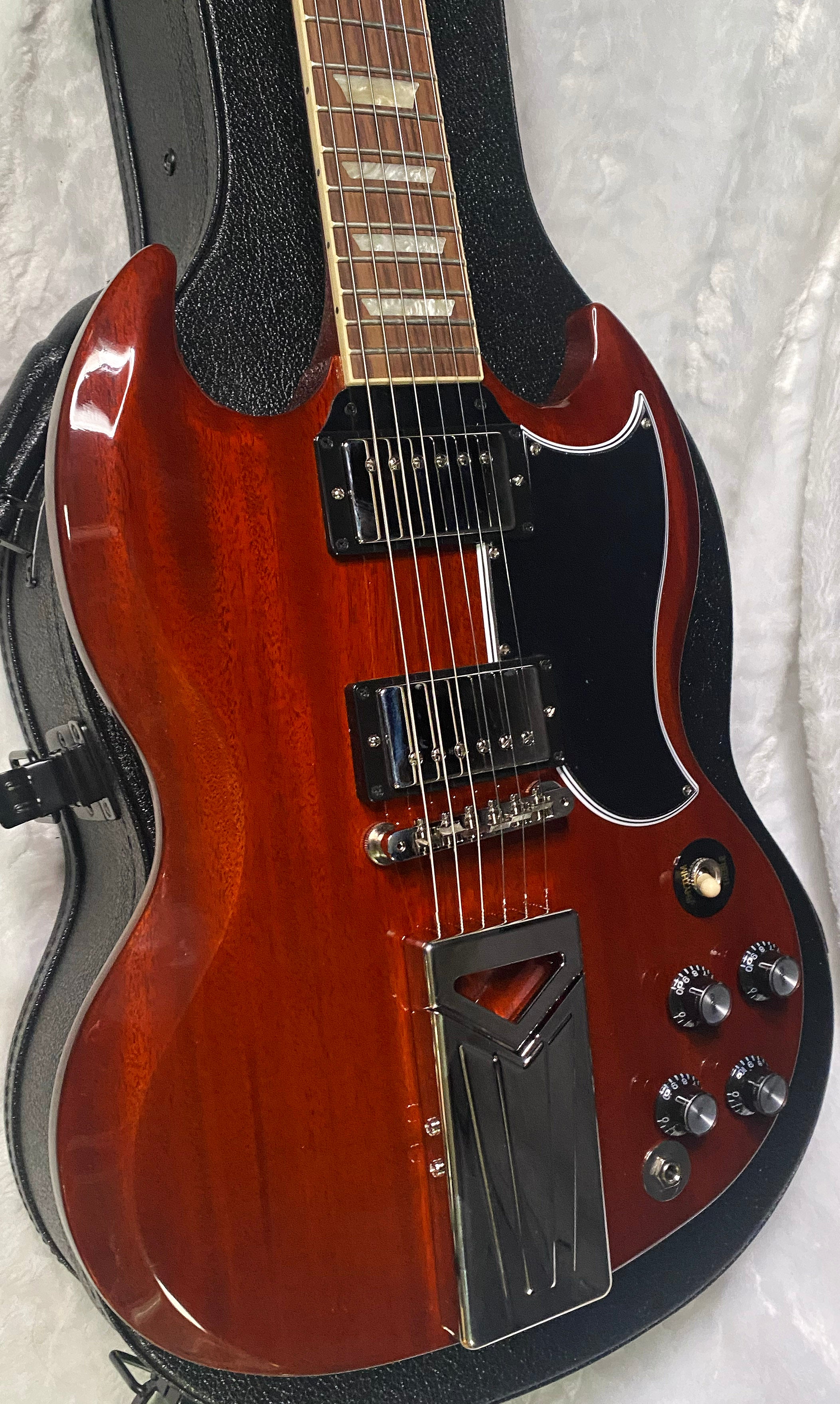 NEW ! Gibson Gibson USA: Jake Kiszka SG Standard Limited Edition - Faded Cherry - Only 6.8 lbs - Greta Van Fleet - Authorized Dealer - G06810