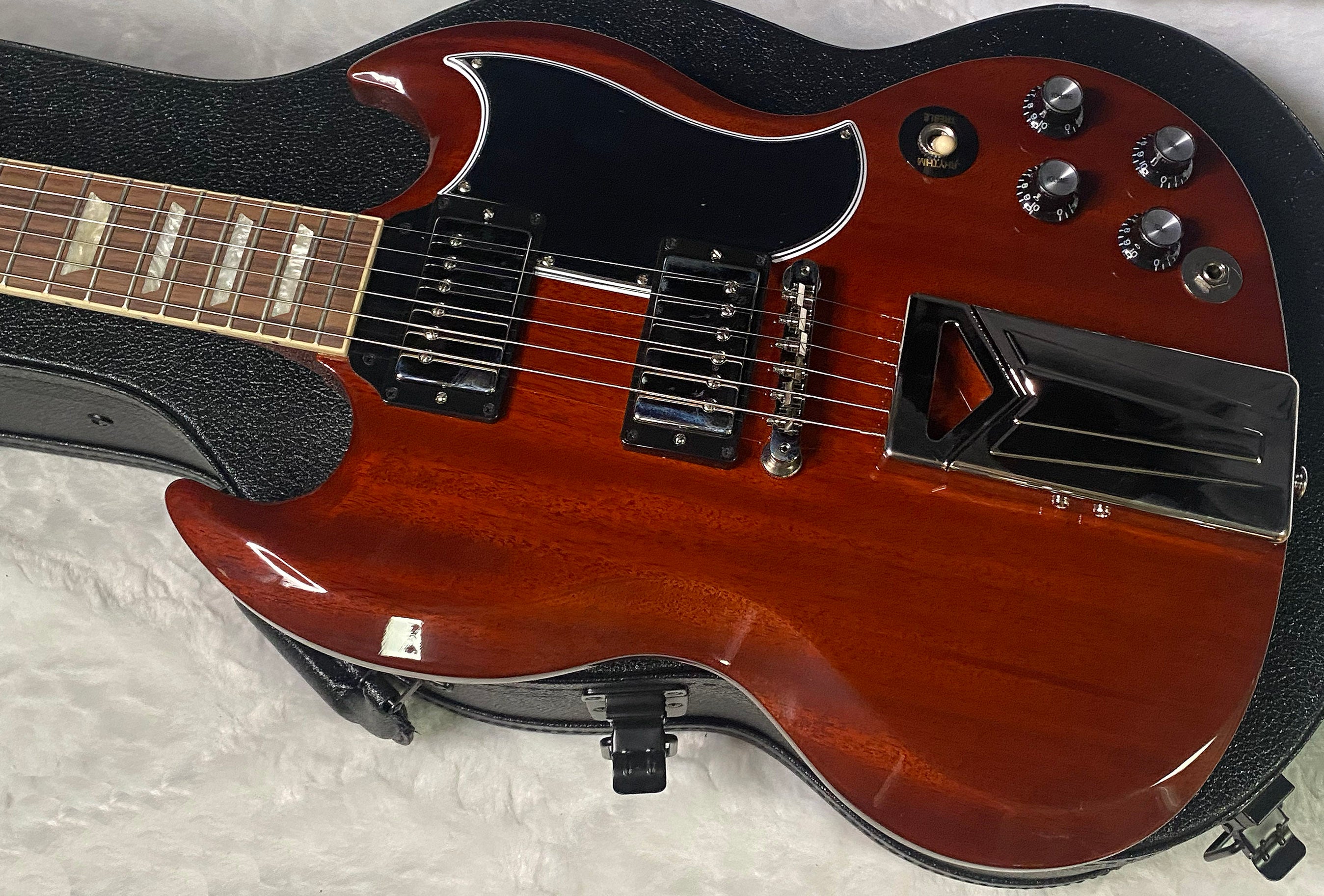 NEW ! Gibson Gibson USA: Jake Kiszka SG Standard Limited Edition - Faded Cherry - Only 6.8 lbs - Greta Van Fleet - Authorized Dealer - G06810