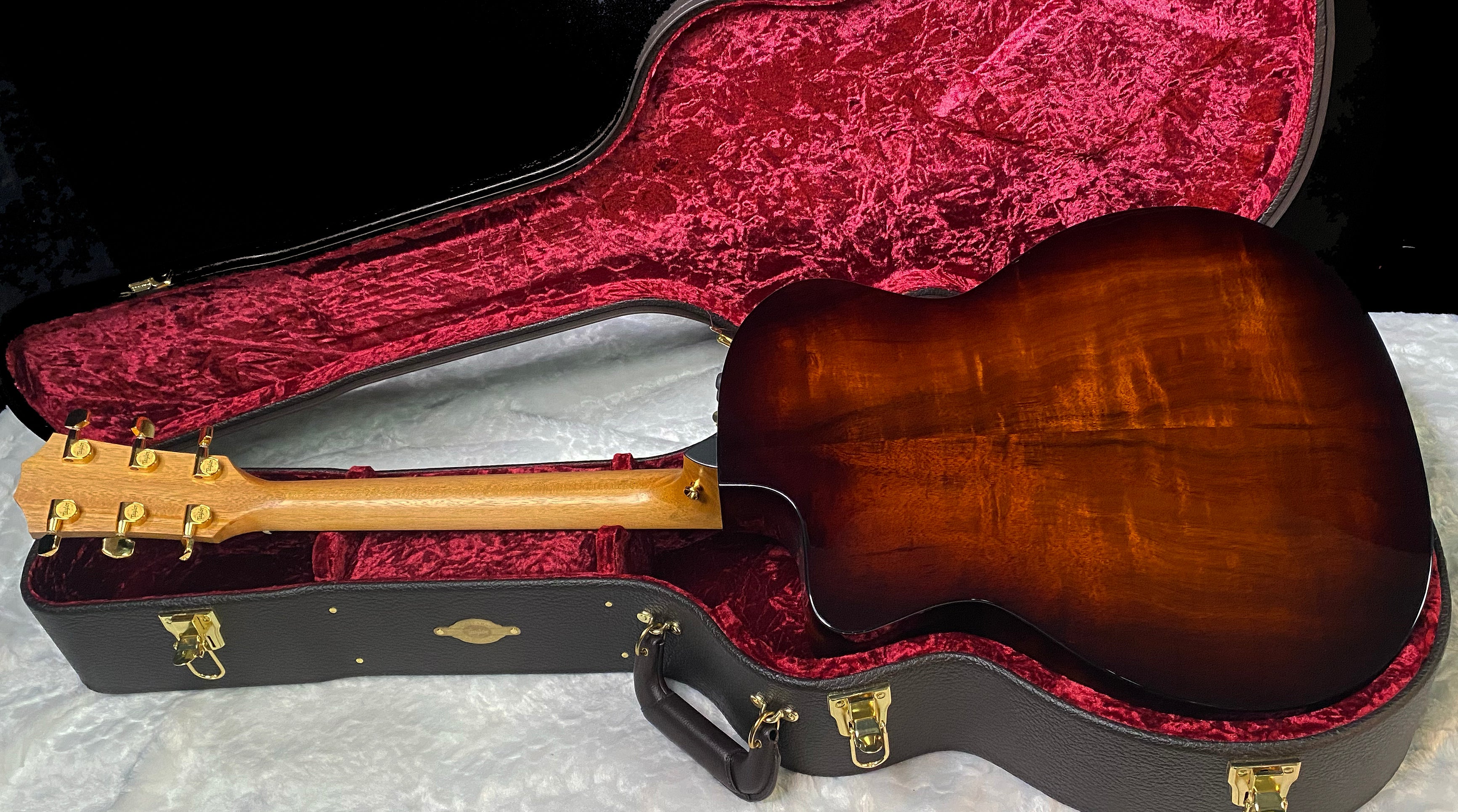 NEW! Taylor 224ce-K DLX Grand Auditorium Acoustic-Electric Guitar - Tobacco - 4.65lbs - Authorized Dealer - G06232