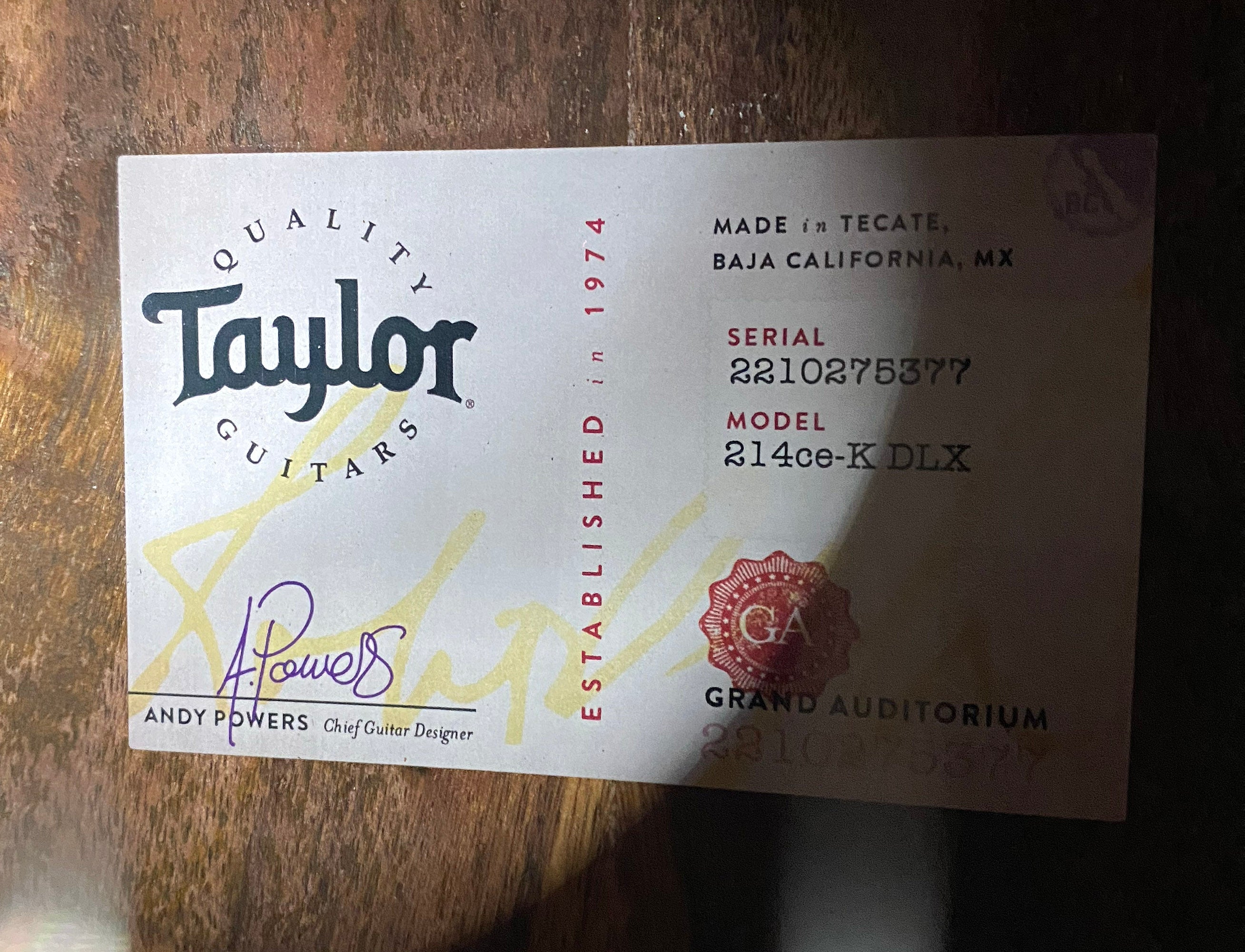 Taylor 214ce-K DLX Koa Grand Auditorium Acoustic-Electric Guitar Natural Finish - 4.8lbs - Authorized Dealer - G06225