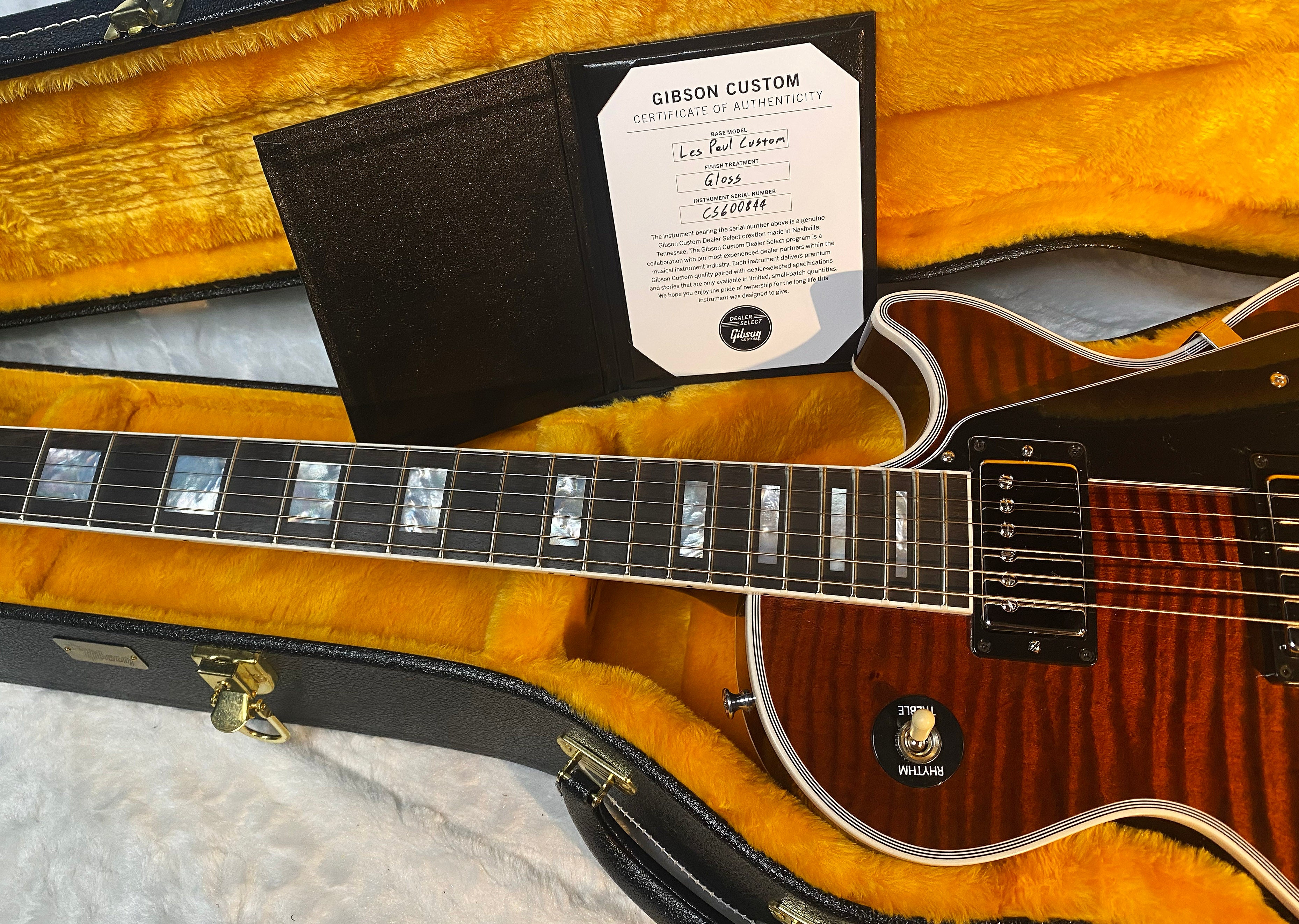 NEW! Gibson Dealer Select Custom Shop Les Paul Custom - Hand Picked AAA Figured Flame Top - Root Beer / Walnut Finish - Authorized Dealer - 9.4 lbs - G06950
