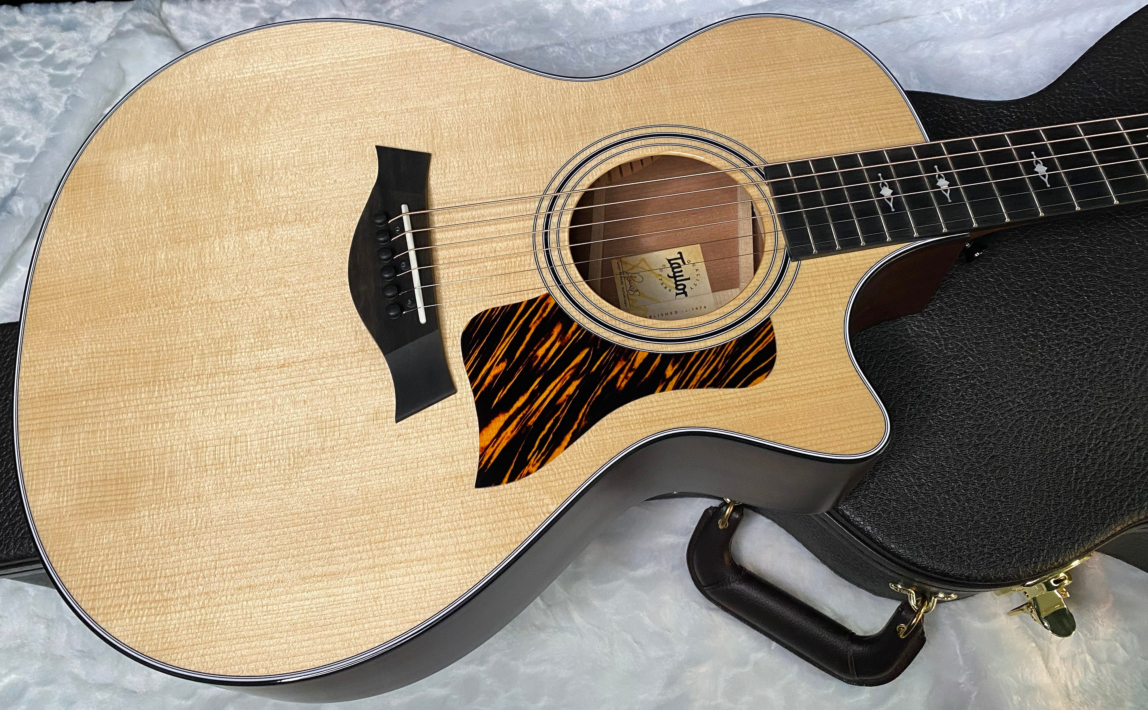 NEW! Taylor 312ce V-Class Grand Concert Acoustic-Electric Guitar - Natural - 4.3lbs - Authorized Dealer - G06220