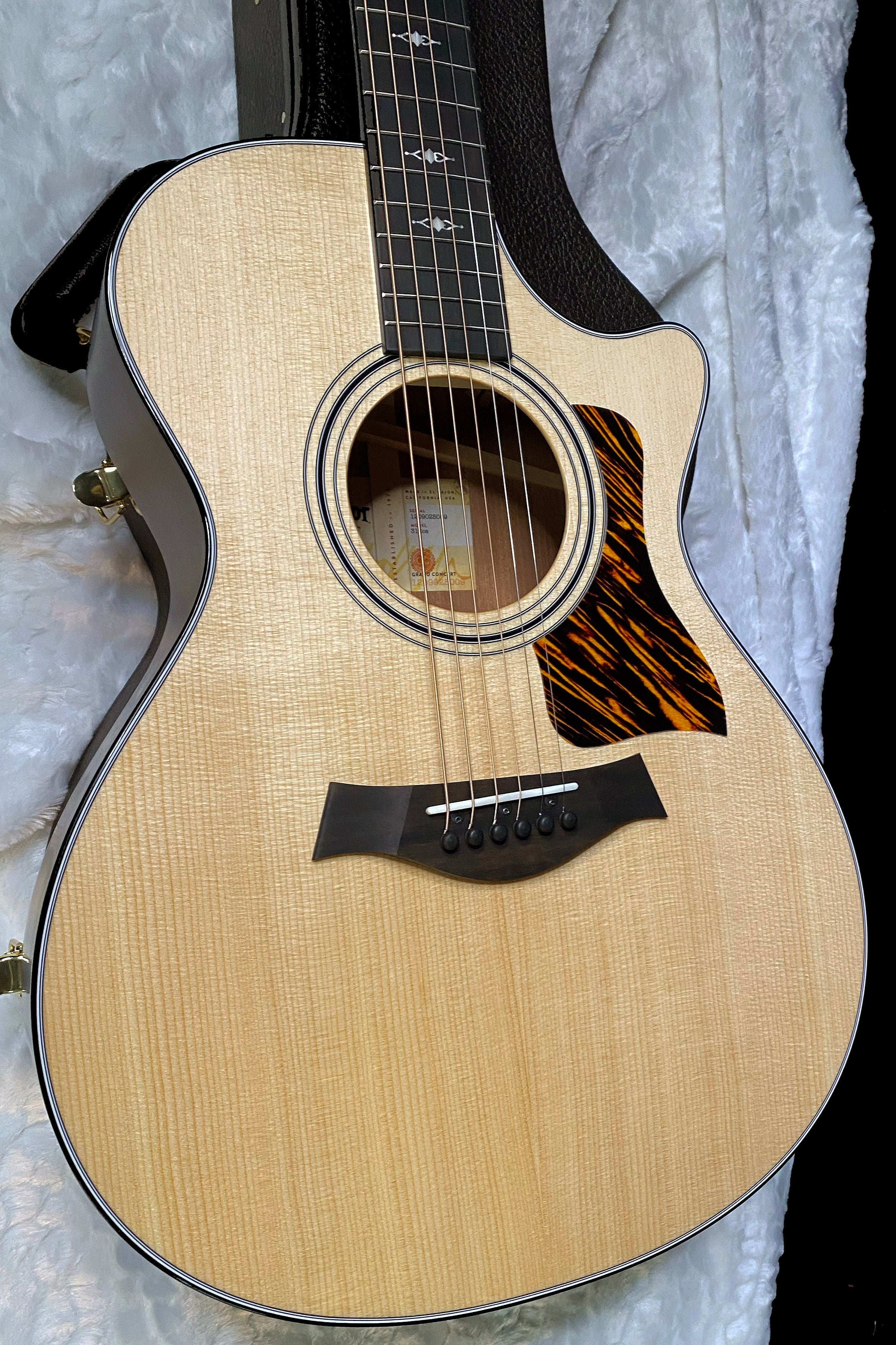 NEW! Taylor 312ce V-Class Grand Concert Acoustic-Electric Guitar - Natural - 4.3lbs - Authorized Dealer - G06220