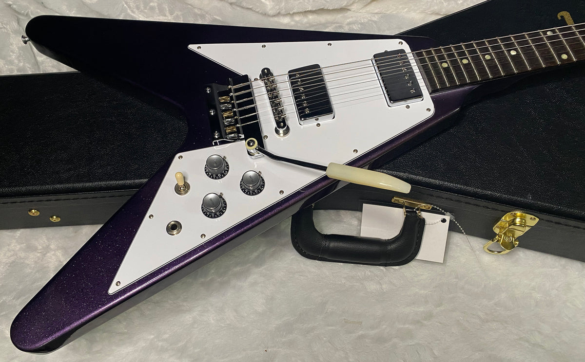 NEW! Gibson Custom 1967 Flying V Purple Sparkle - Short Maestro Trem -Only 7lbs - Authorized Dealer - Ultra RARE! Dealer Select - G07670