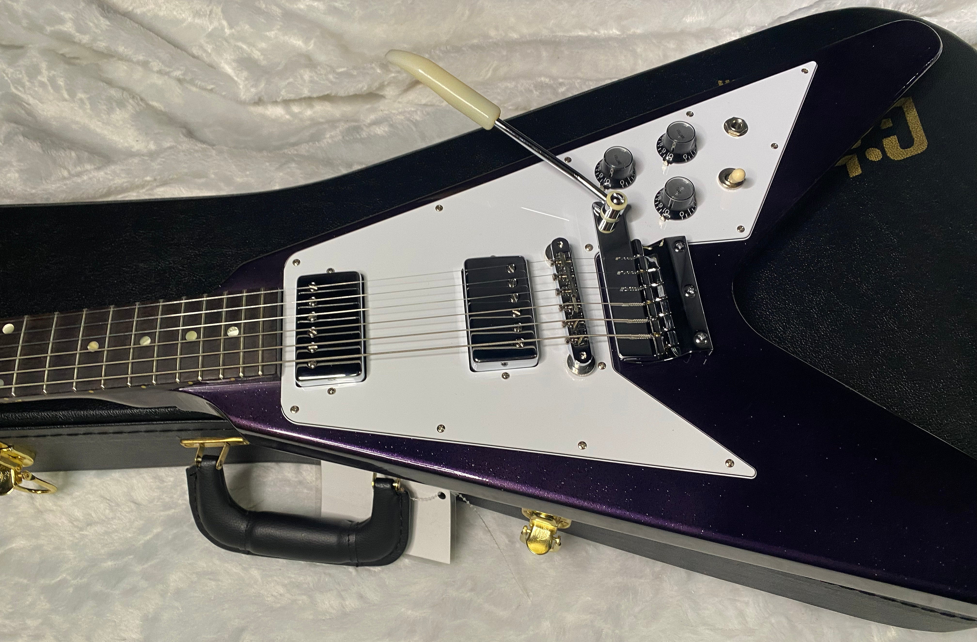 NEW! Gibson Custom 1967 Flying V Purple Sparkle - Short Maestro Trem -Only 7lbs - Authorized Dealer - Ultra RARE! Dealer Select - G07670