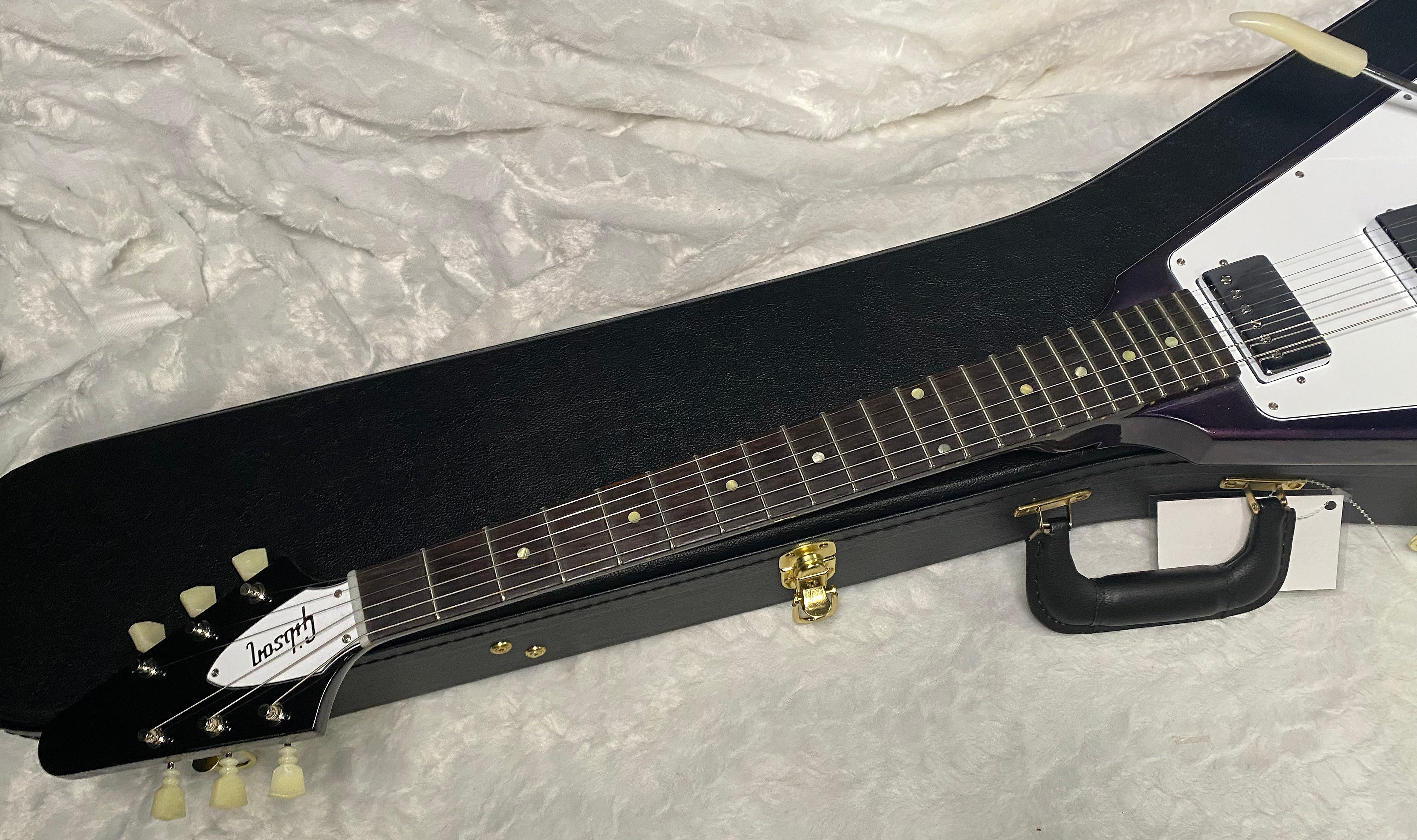 NEW! Gibson Custom 1967 Flying V Purple Sparkle - Short Maestro Trem -Only 7lbs - Authorized Dealer - Ultra RARE! Dealer Select - G07670